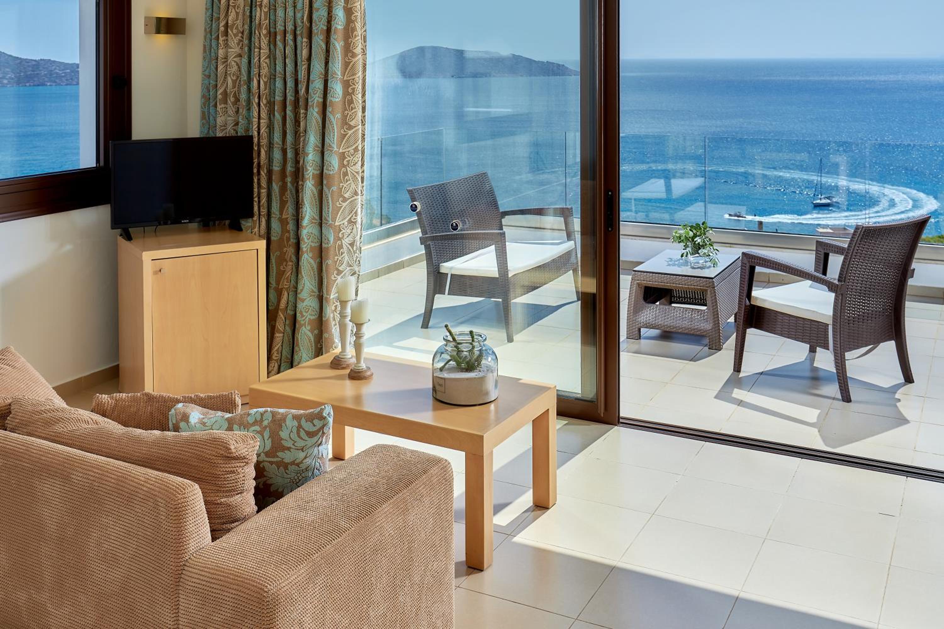 Elounda VIP Suite with Panoramic Sea View - Photo 4