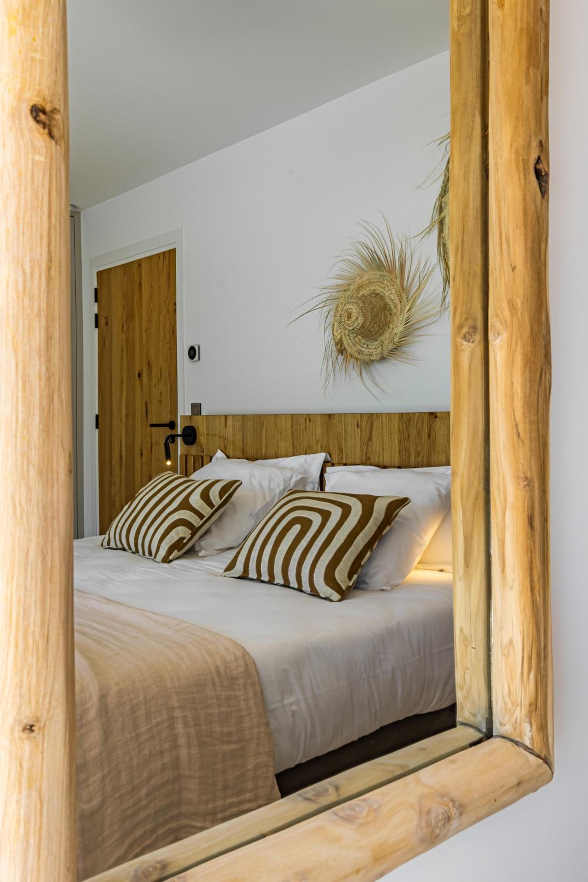 King Room with Sea View - Photo 4