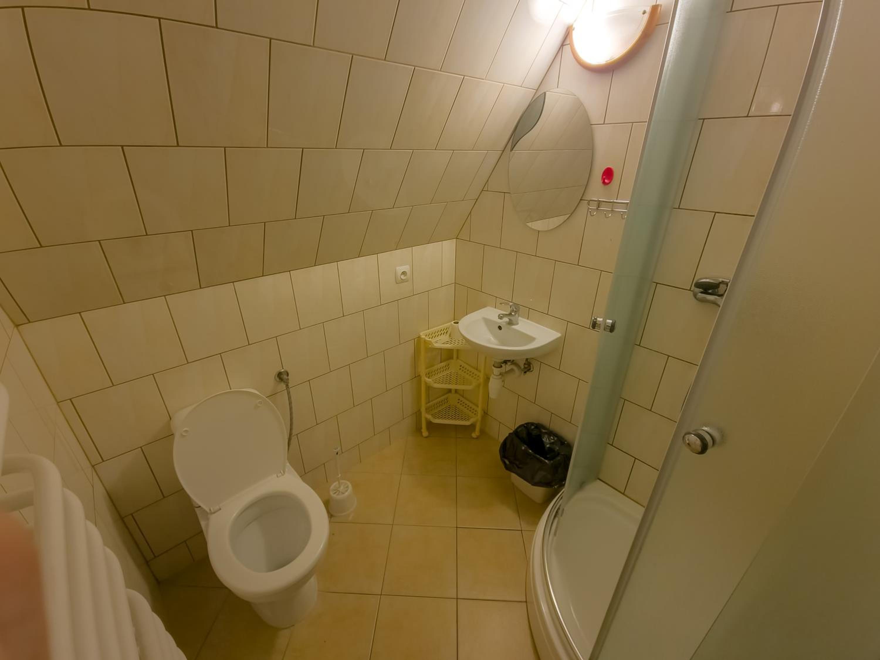 Triple Room with Private Bathroom photo 2