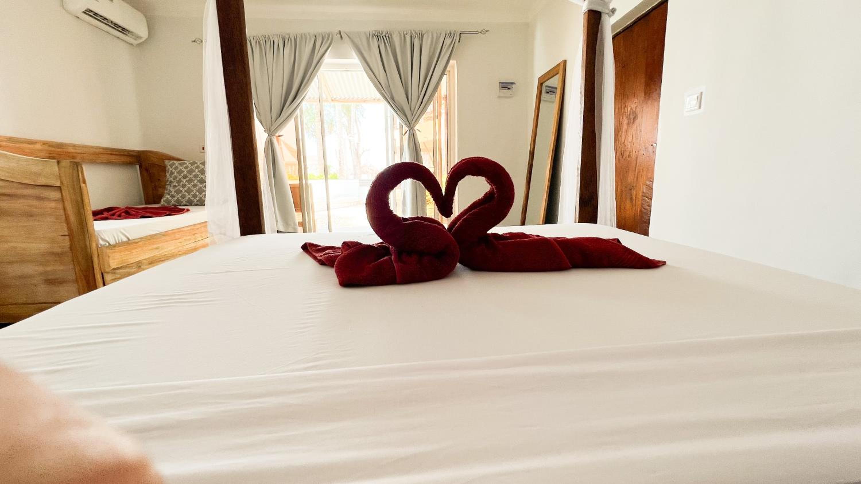 Deluxe Double Room with Sea View photo 1