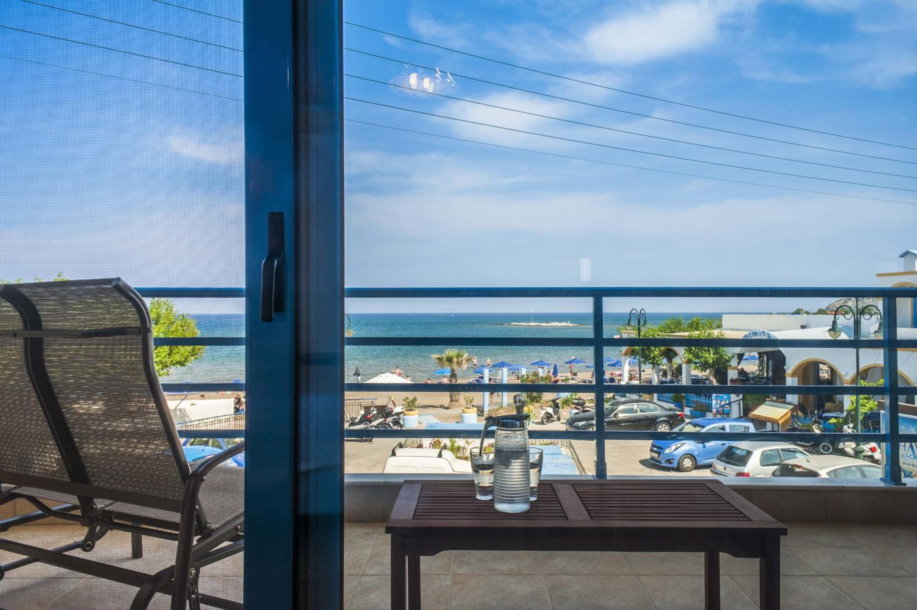Double Room with Sea View photo 3