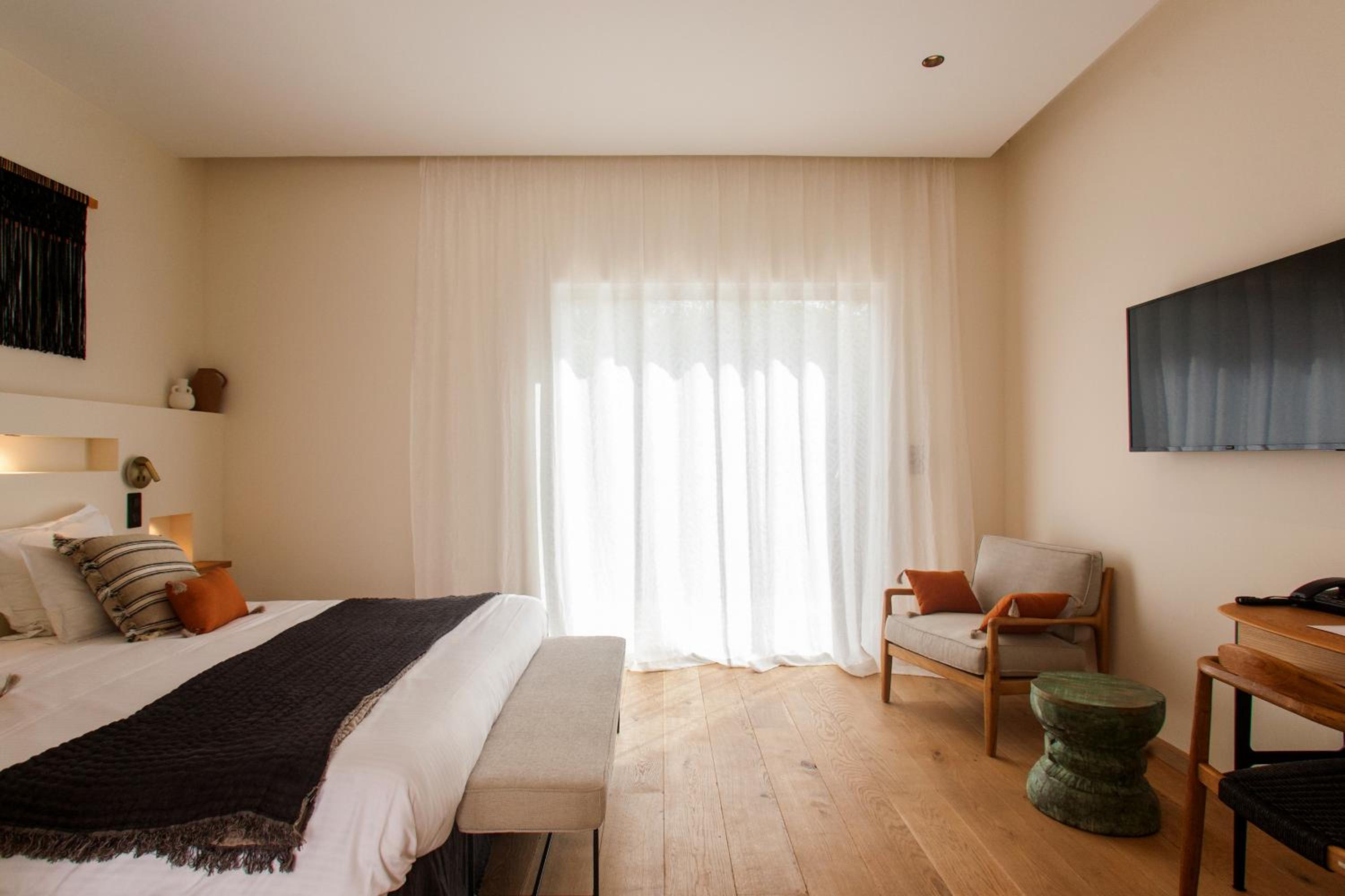Superior Double Room with Garden View