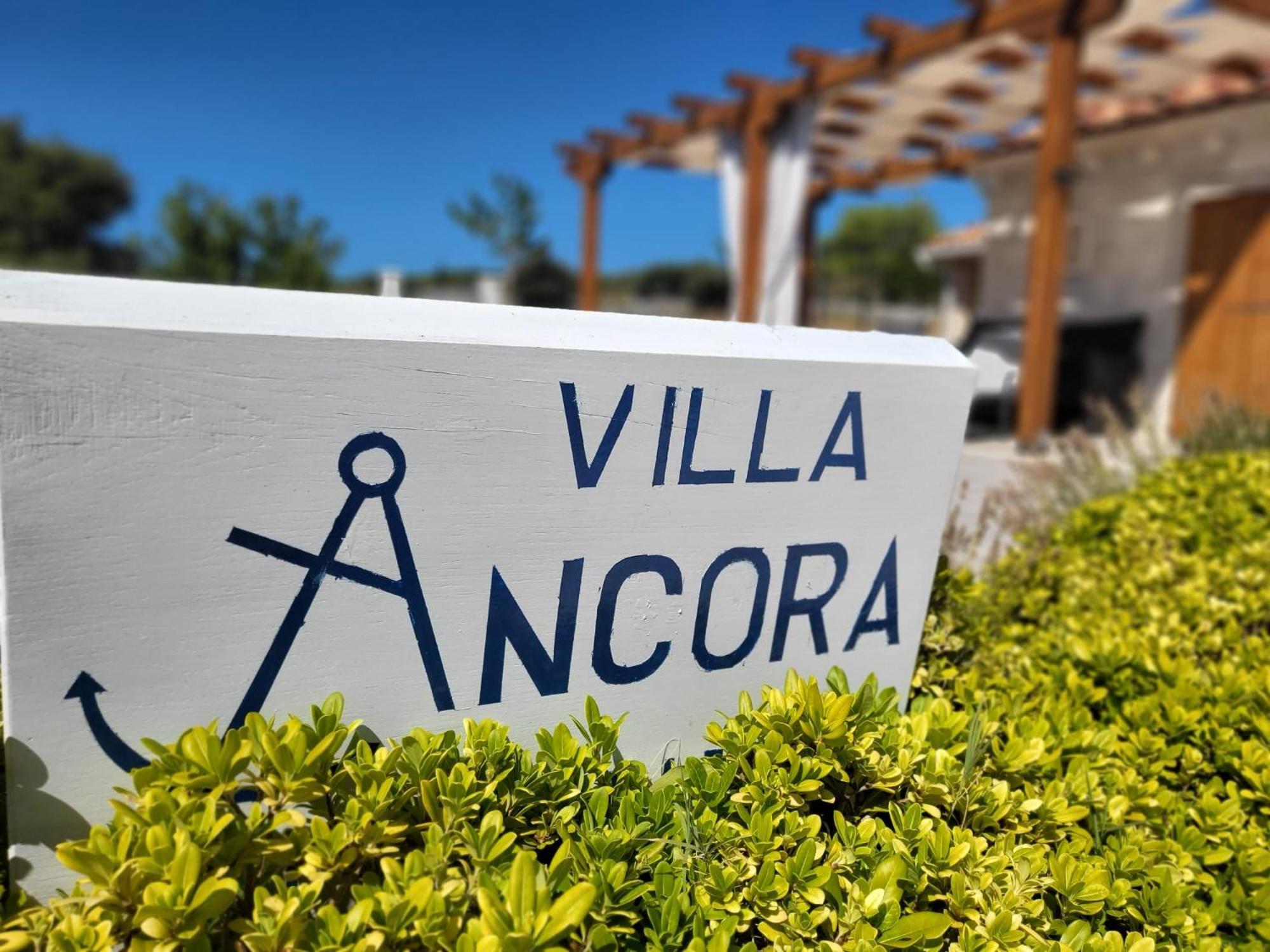 Villa photo 3