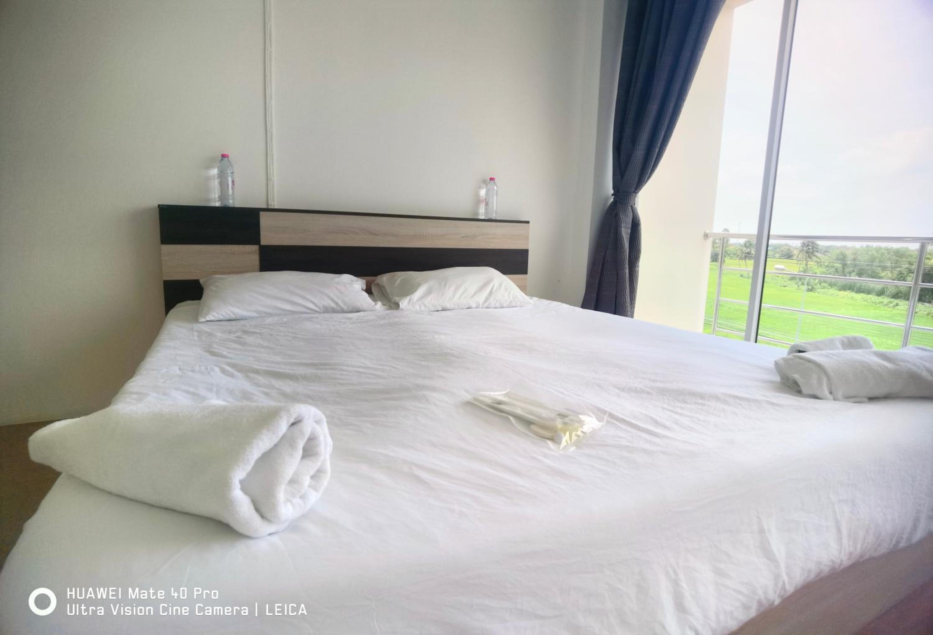 Queen Room with Shared Bathroom