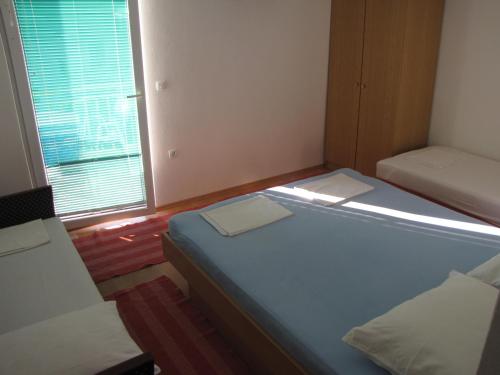 One-Bedroom Apartment with Sea View photo 1