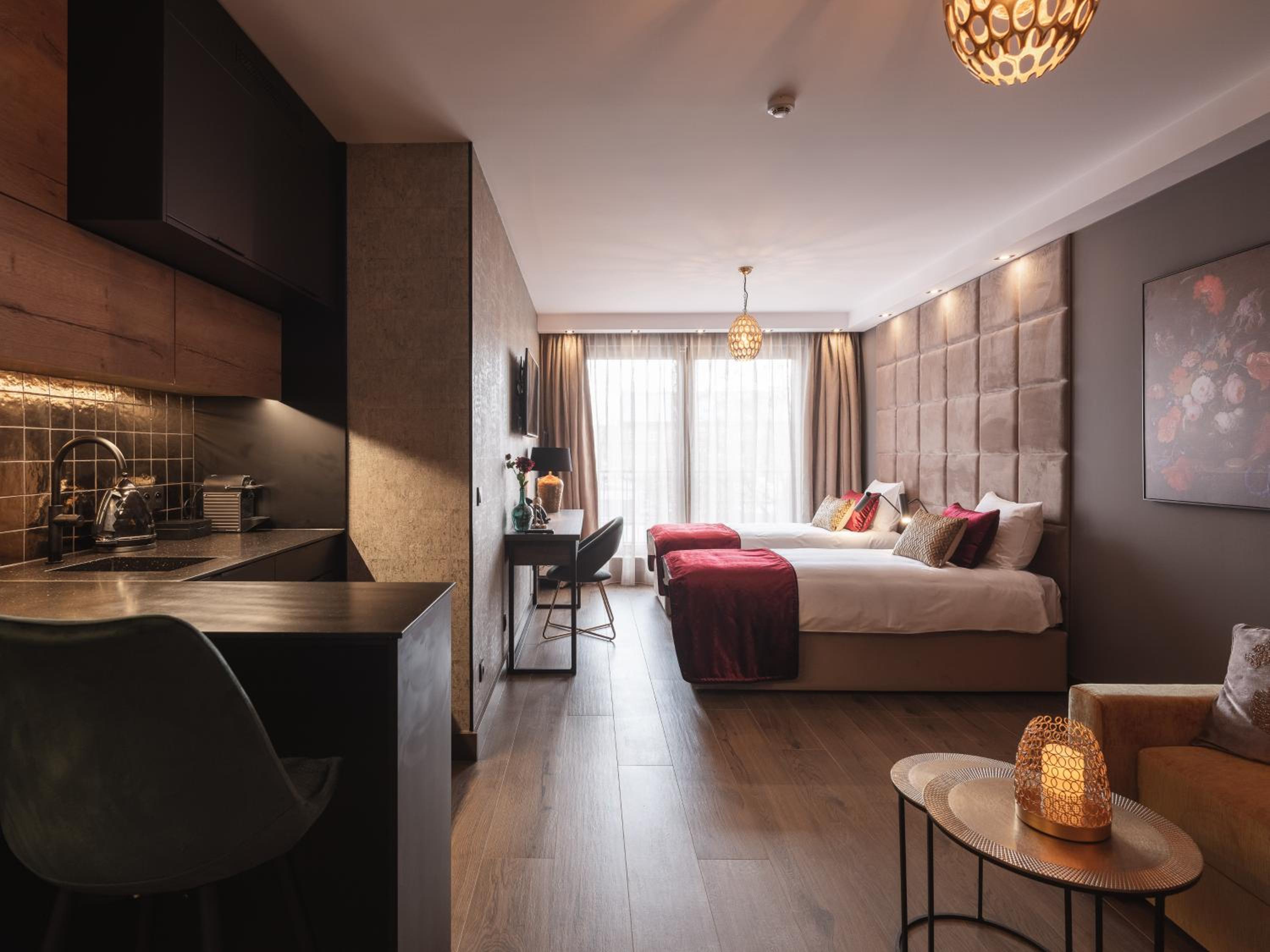 Apartment Suite