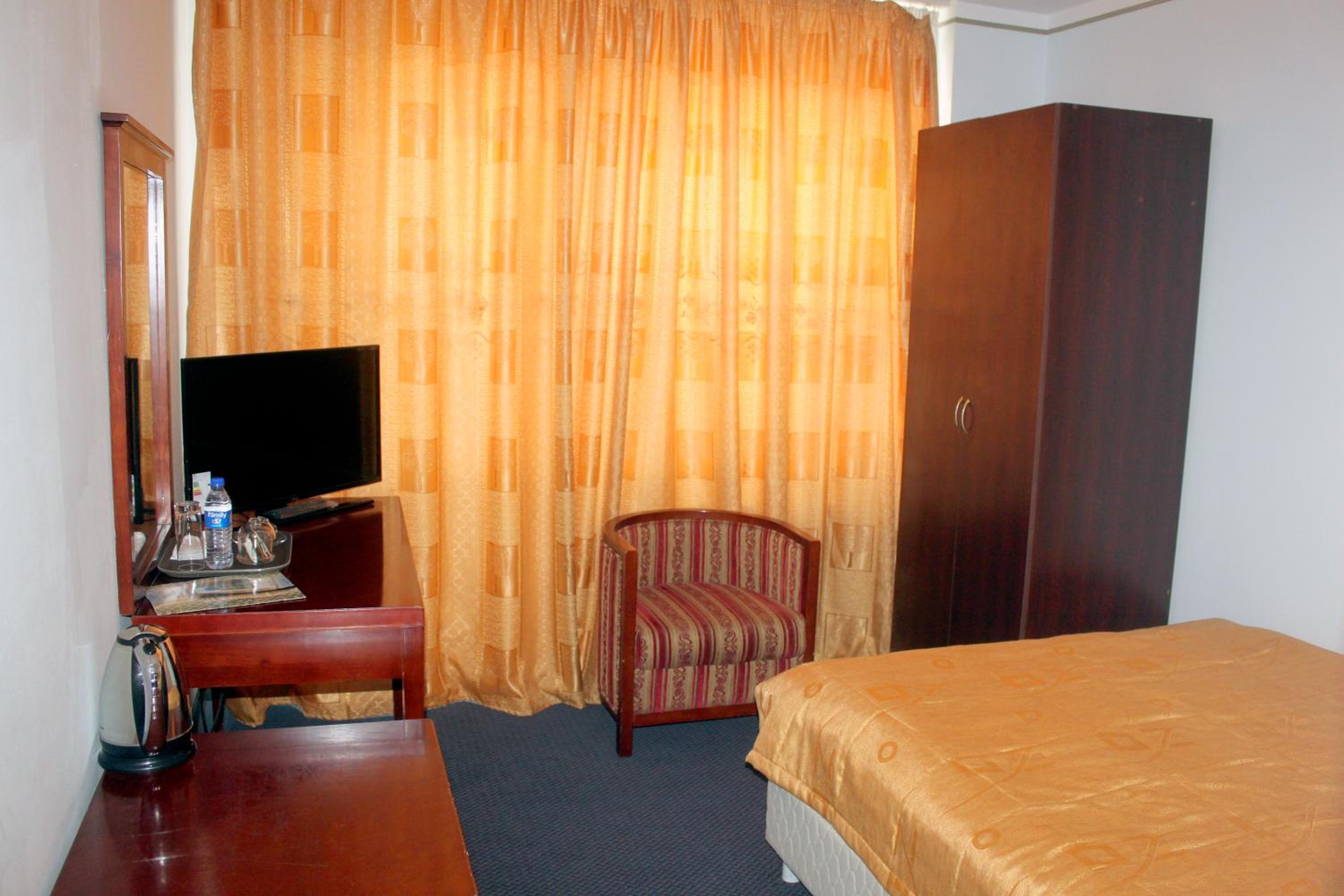 Deluxe Single Room photo 3