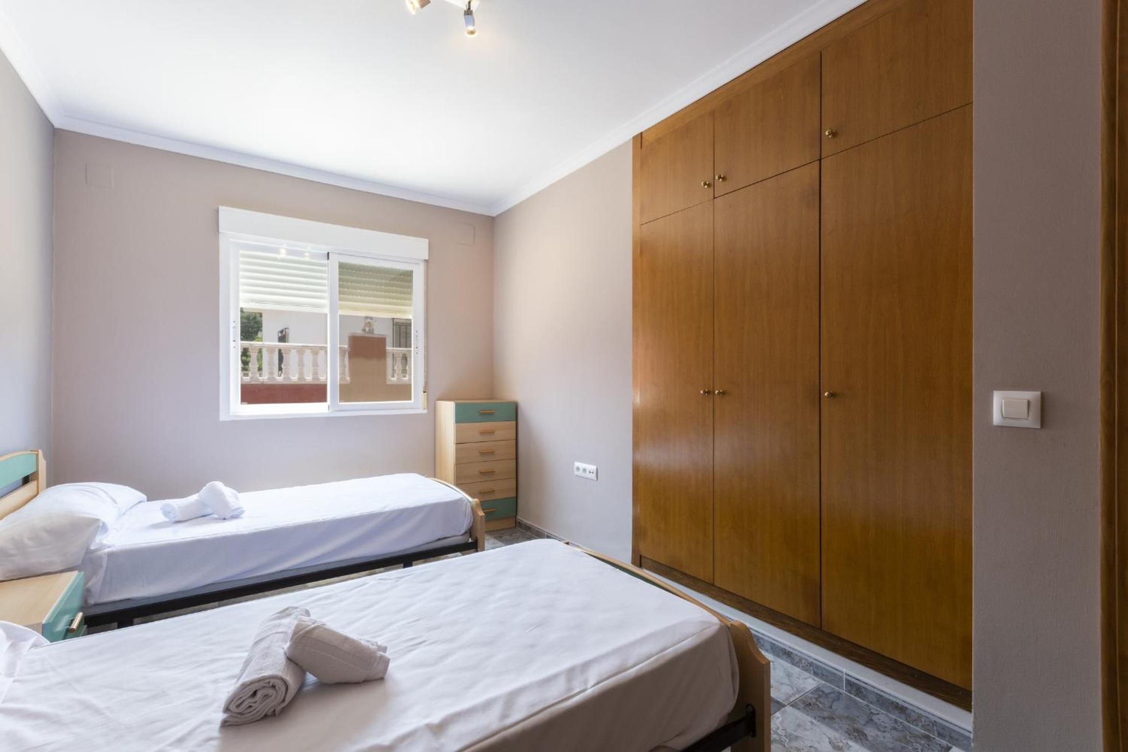 Three-Bedroom Villa photo 3