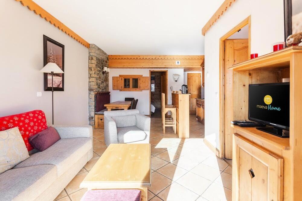 Select Two-Bedroom Apartment (6 People)