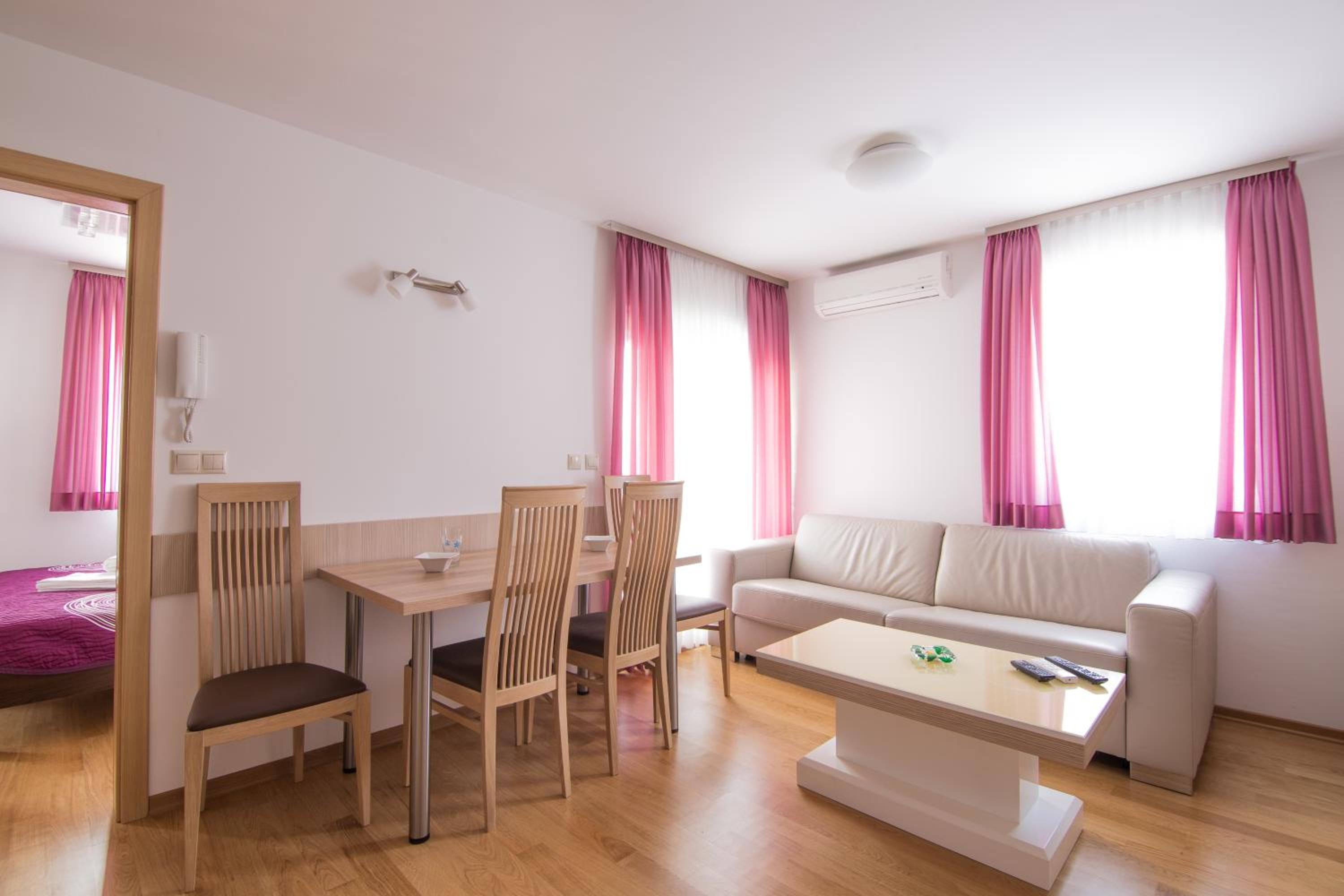 Two-Bedroom Apartment with Balcony and Sea View (3 Adults)