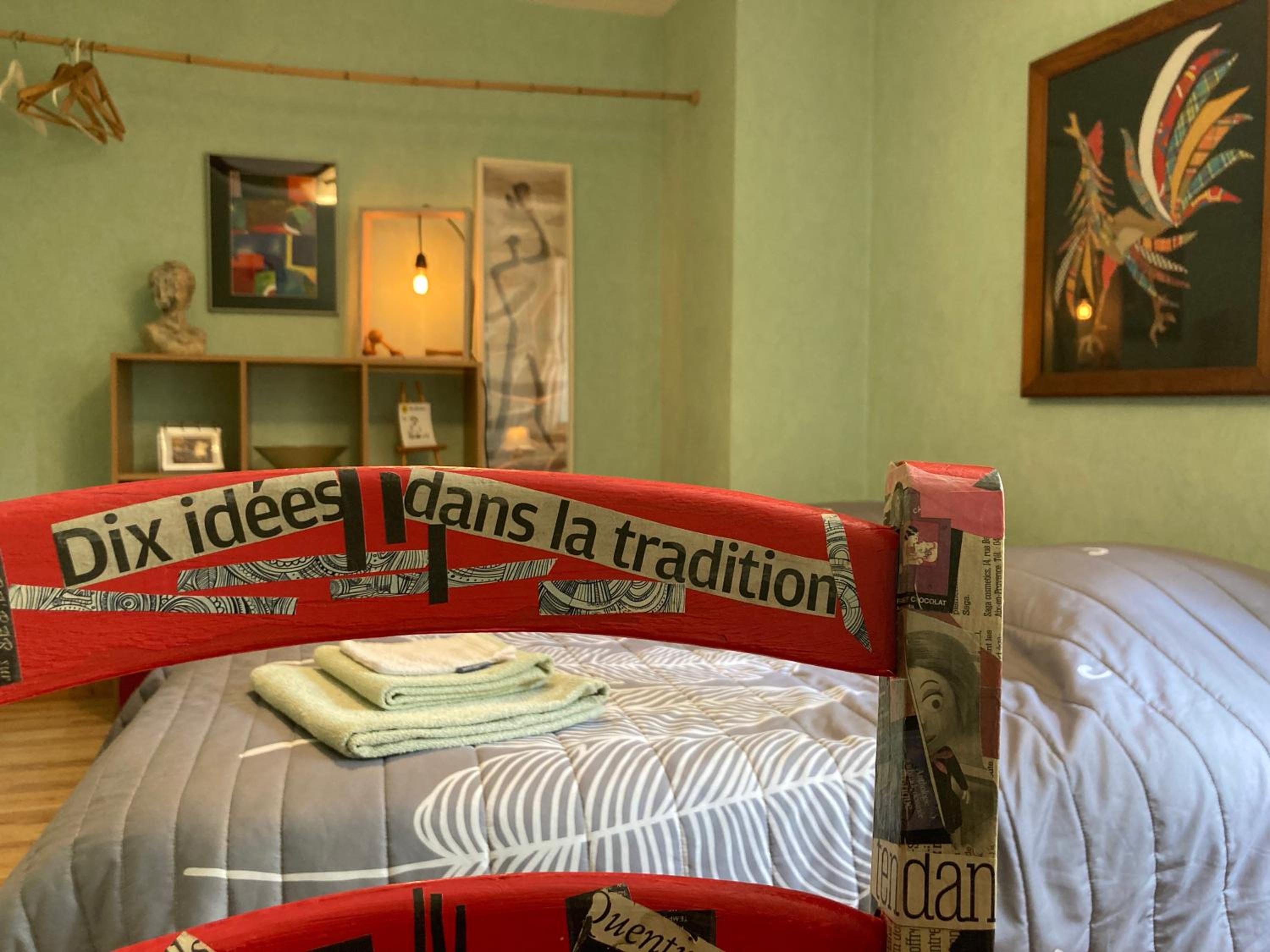 Standard Twin Room - Photo 1