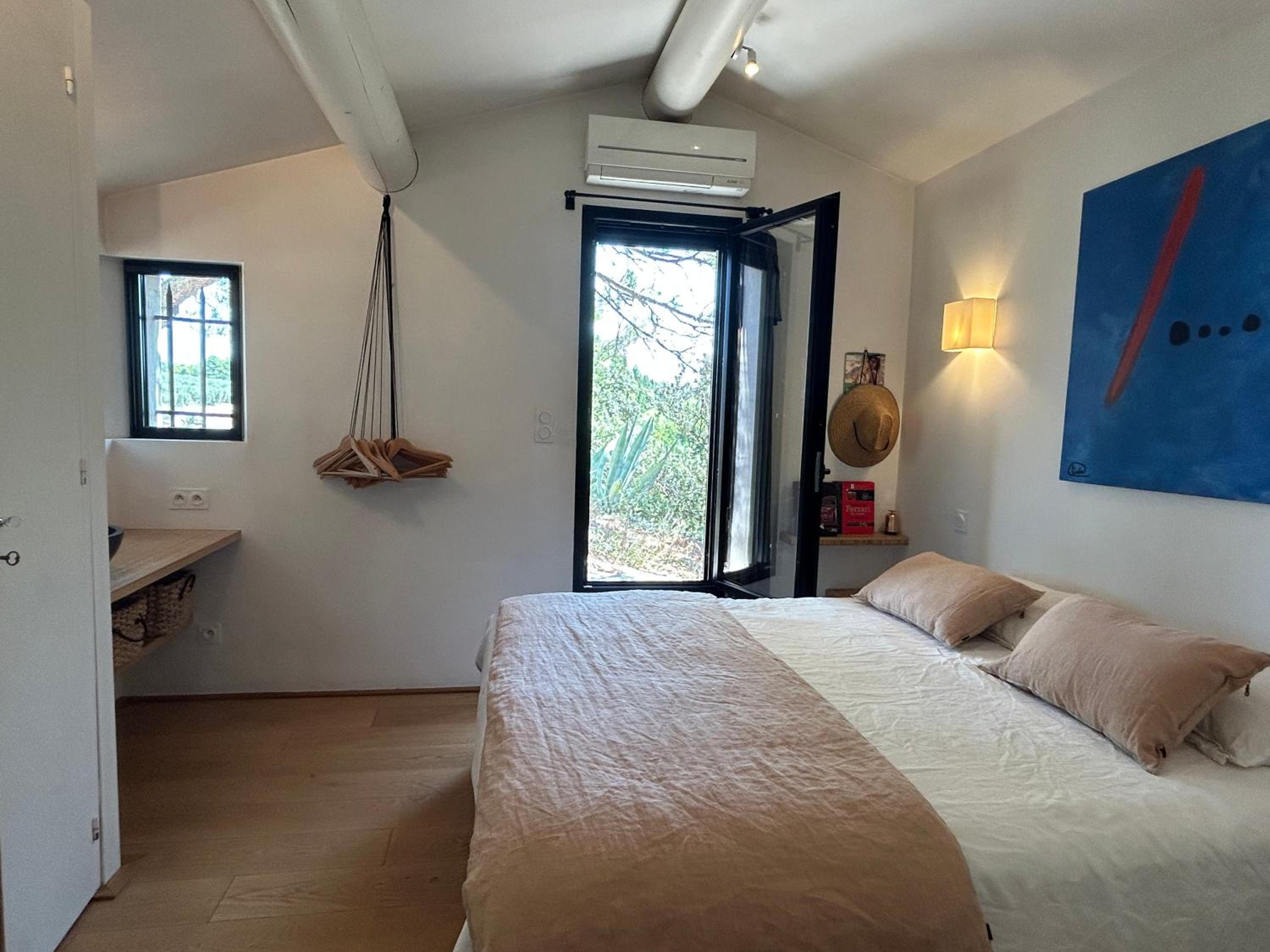 King Room with Mountain View