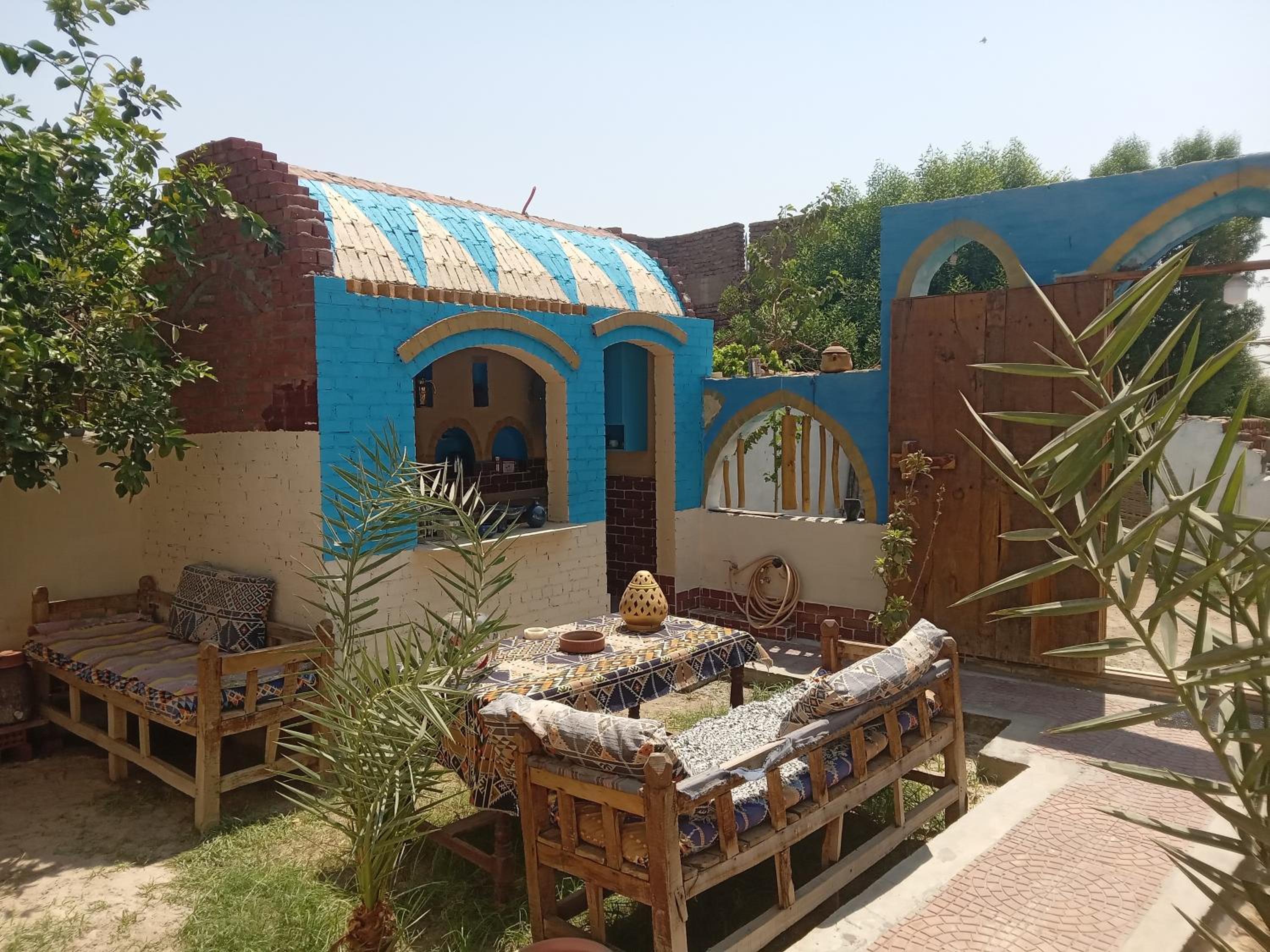 One-Bedroom House - Photo 15
