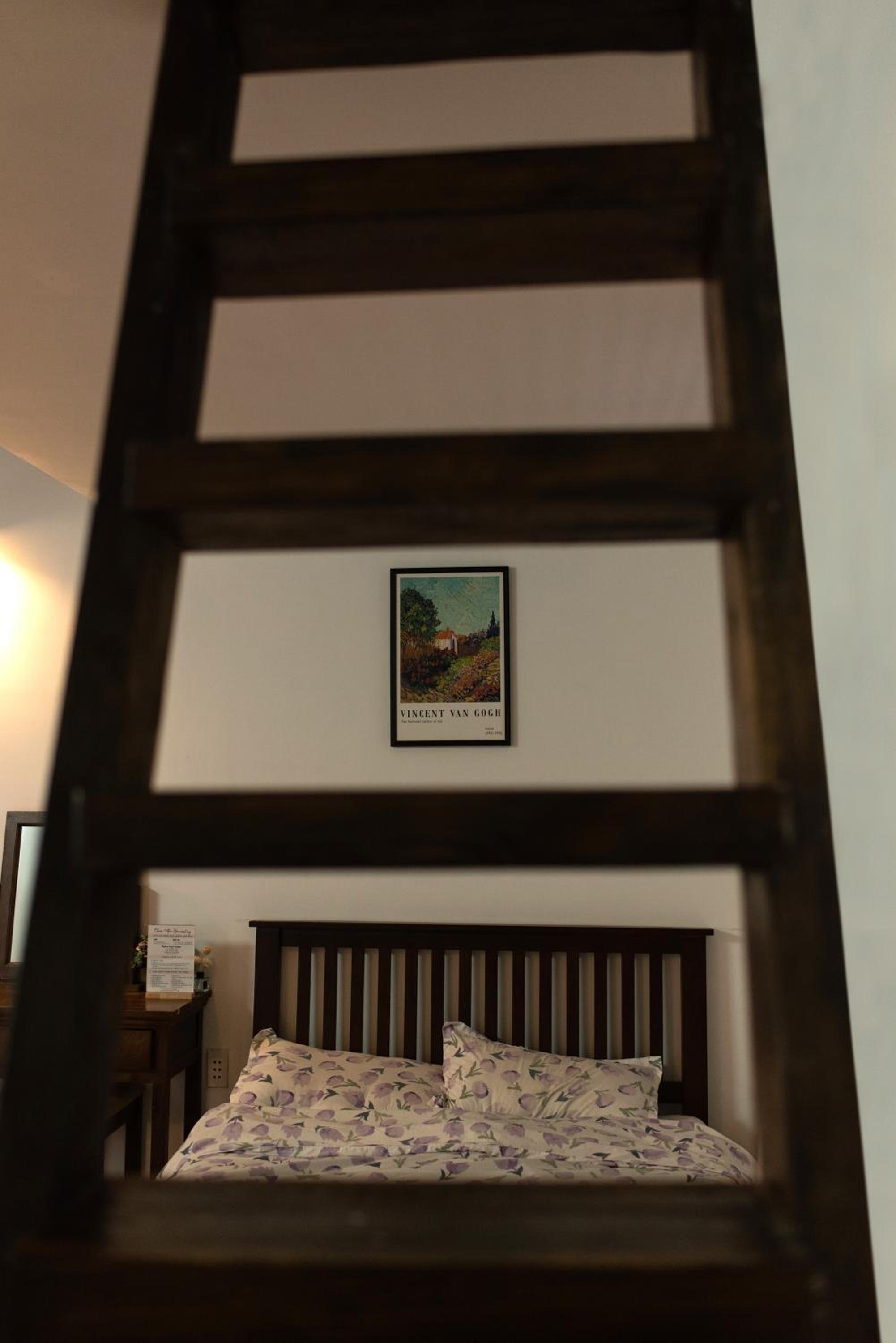 Family Room with Balcony photo 3