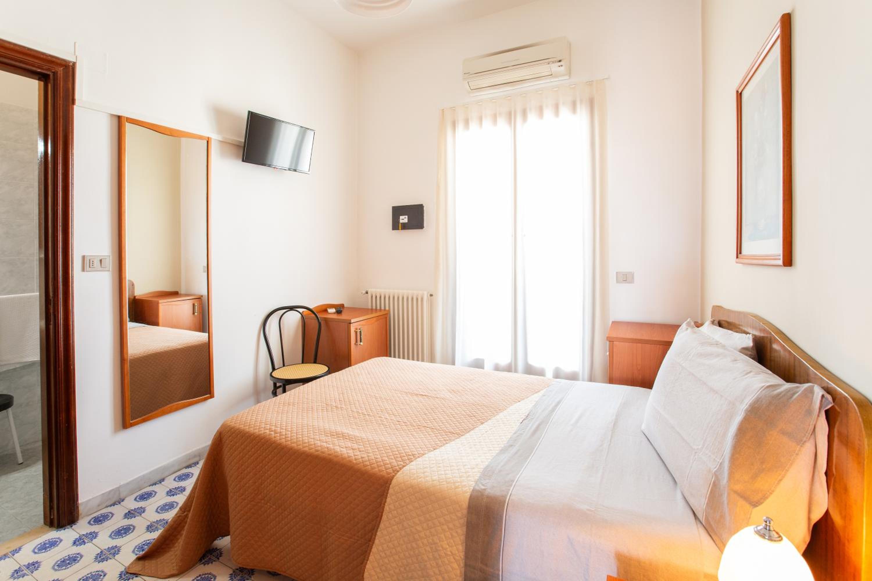 Single Room with Bathroom