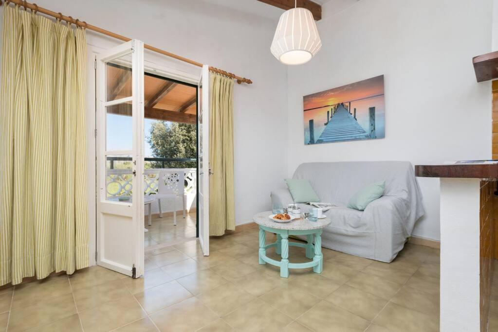 Villa with Private Pool photo 3