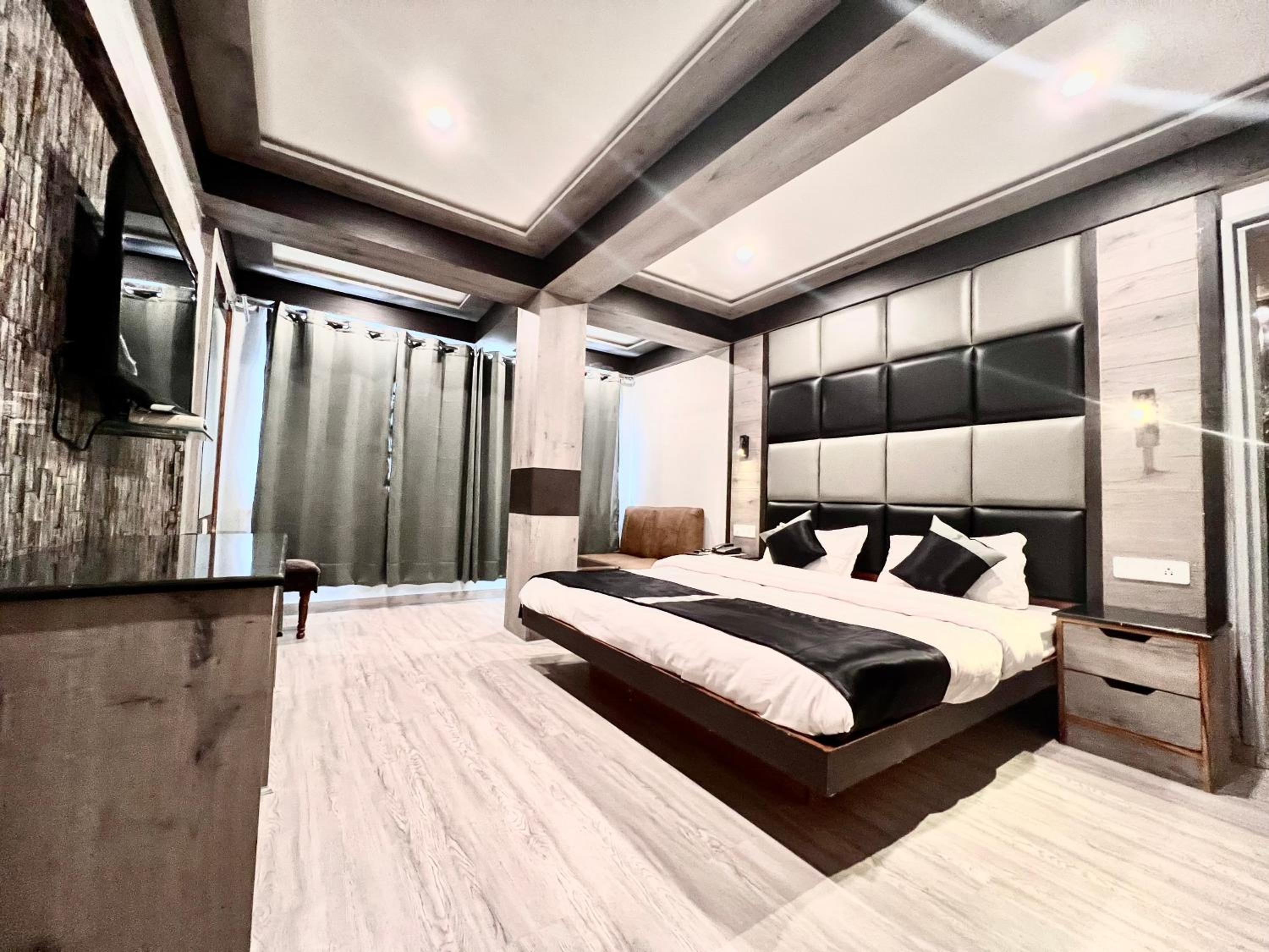 Superior Double Room - Photo 10