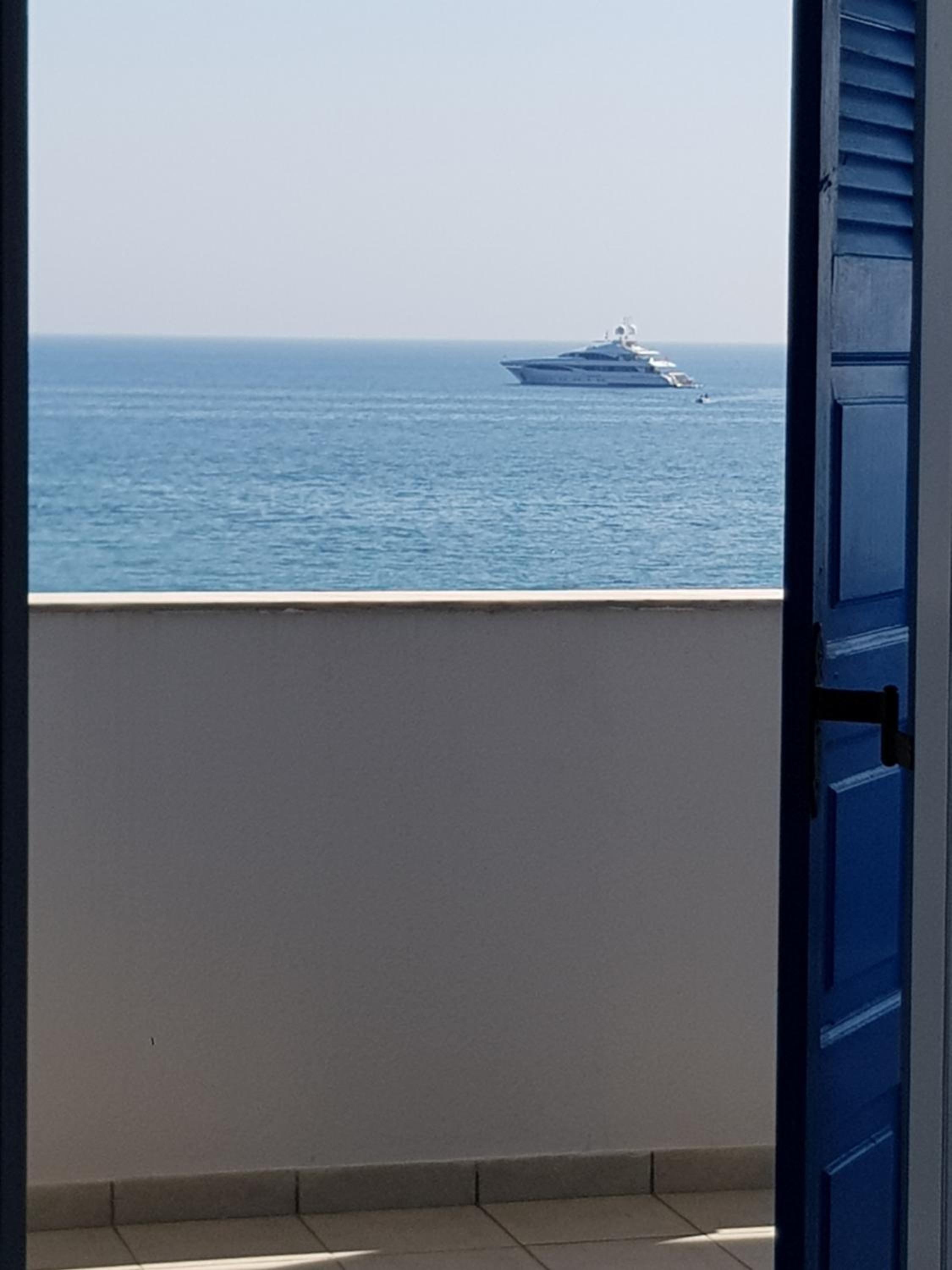 Apartment with Sea View - Photo 38