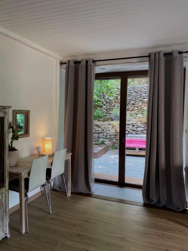 Queen Room with Garden View photo 2