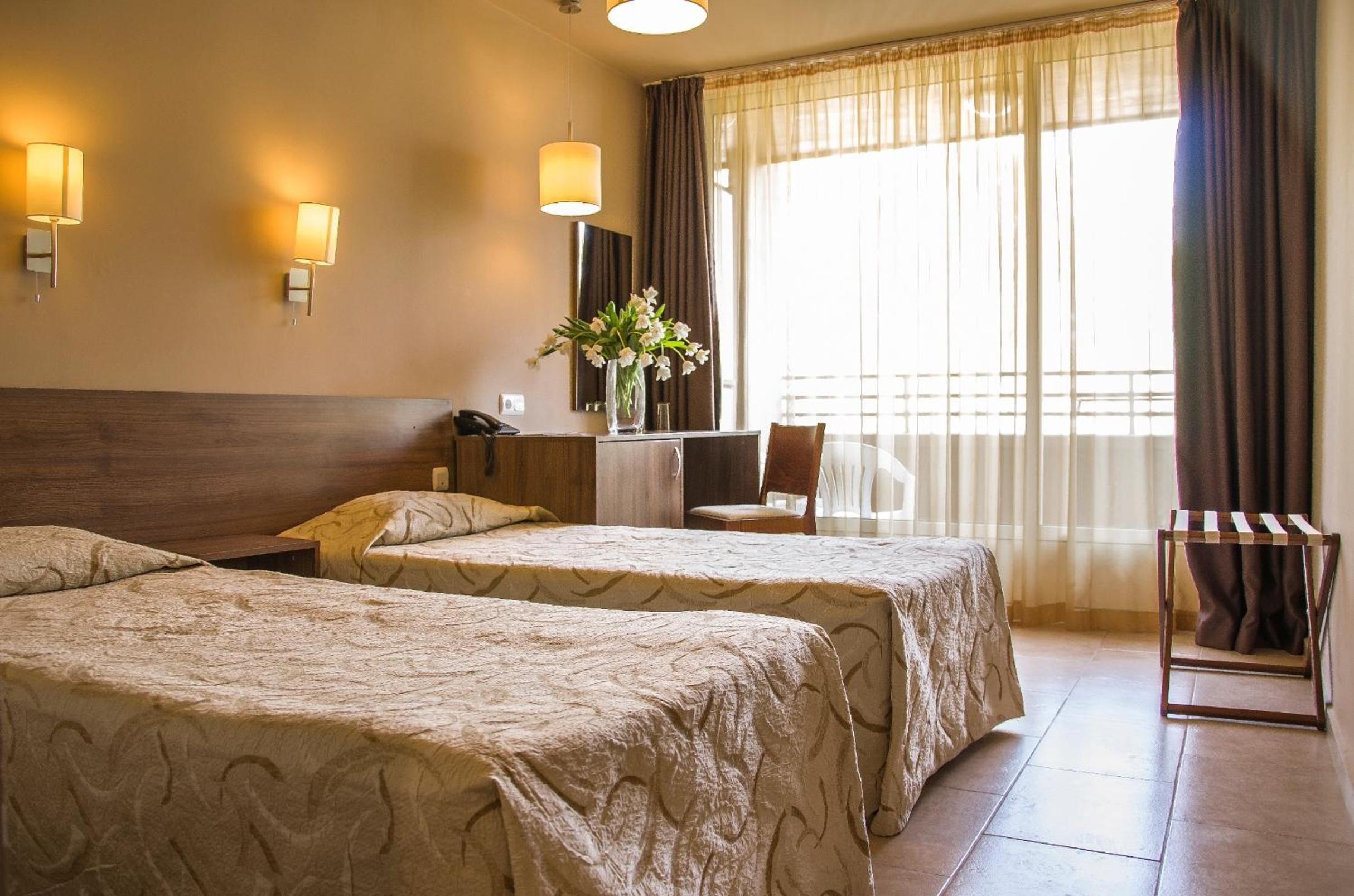 Twin Room with Balcony photo 1