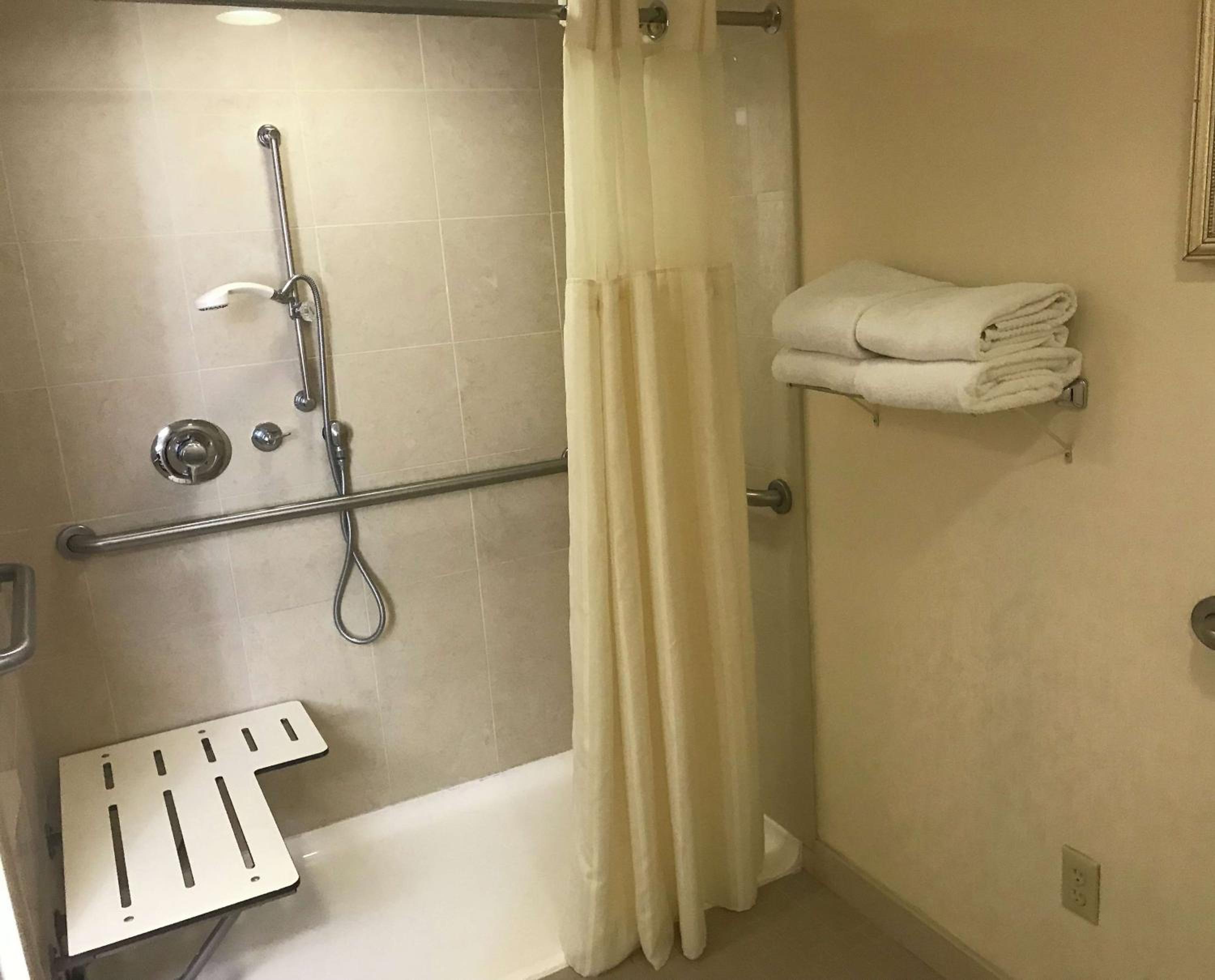 Double Room with Two Double Beds - Disability Access with Roll In Shower