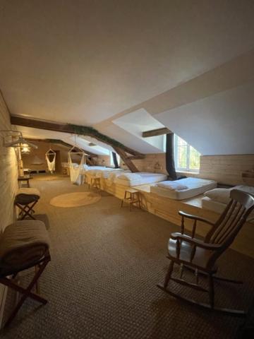 Bed in 10-Bed Mixed Dormitory Room