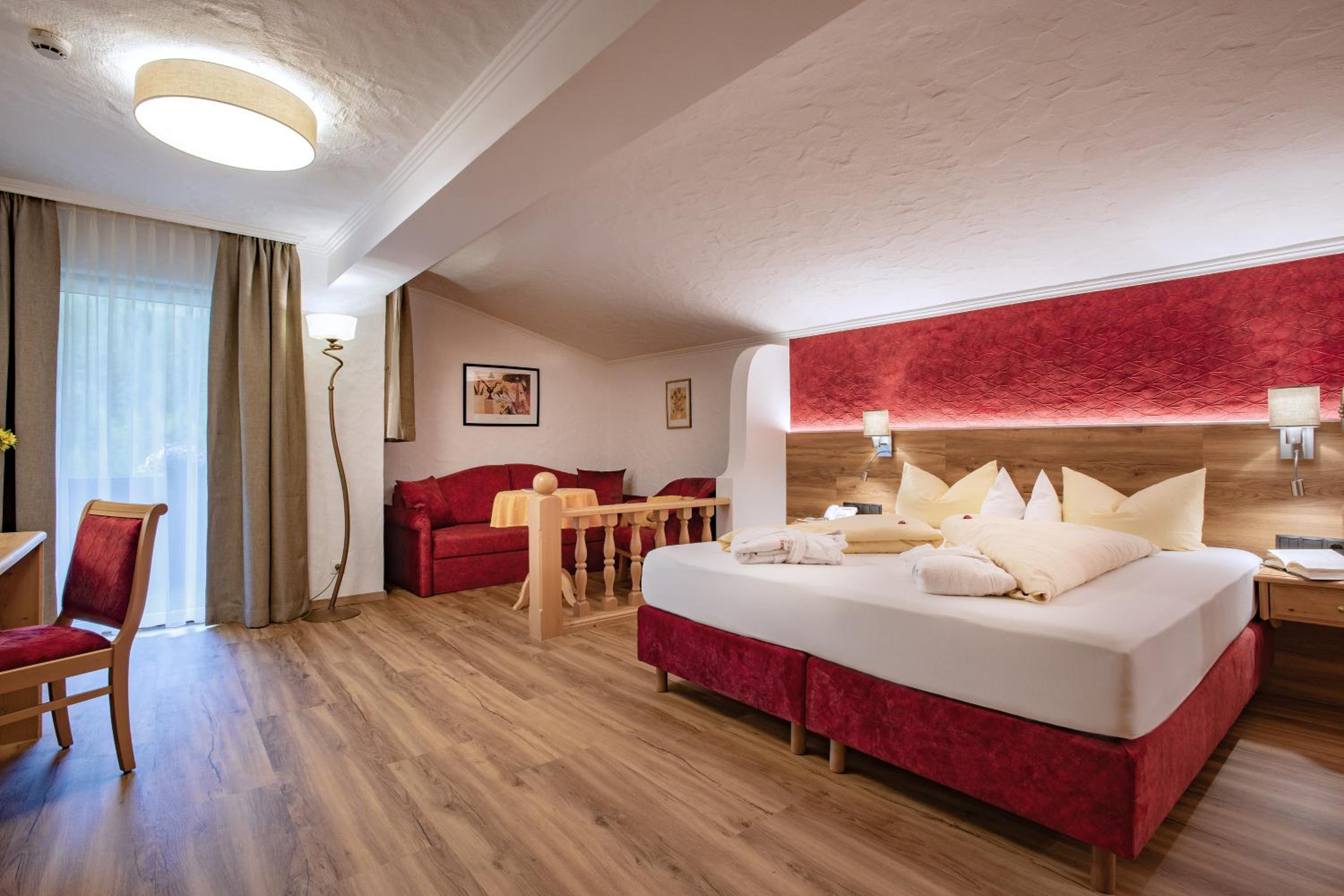 Deluxe Double Room - Photo 1