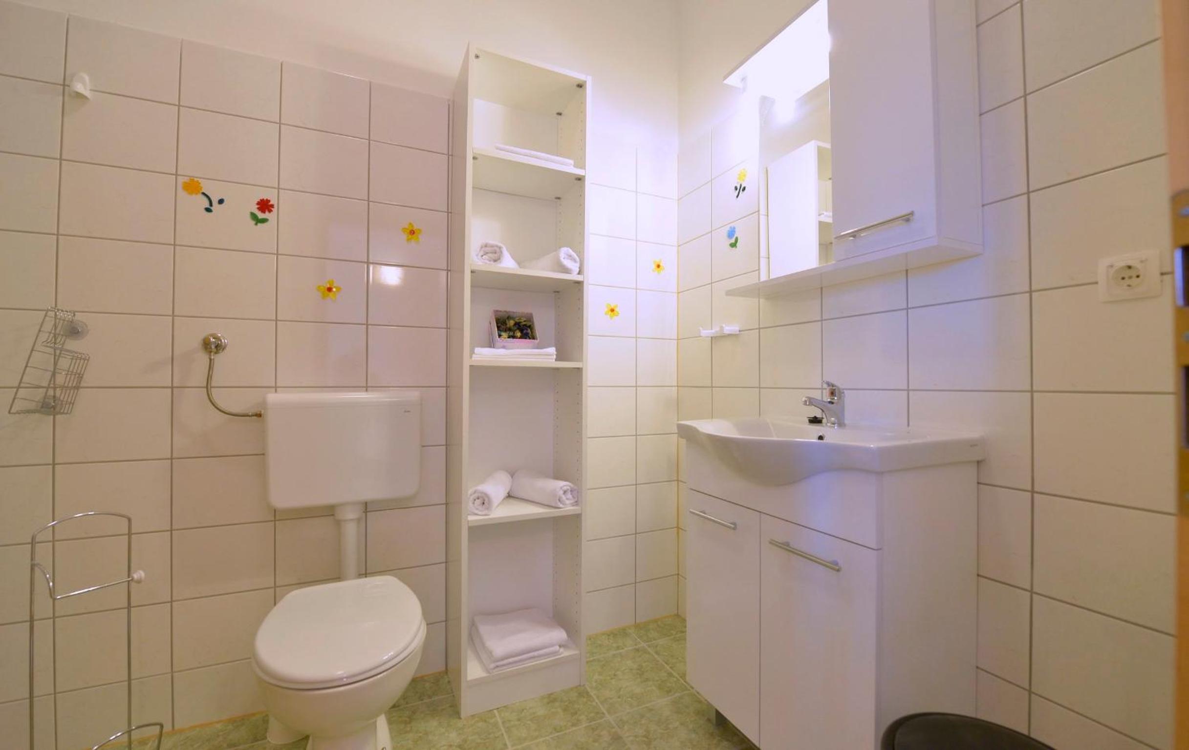 Two Bedroom Apartment with swimming pool photo 1