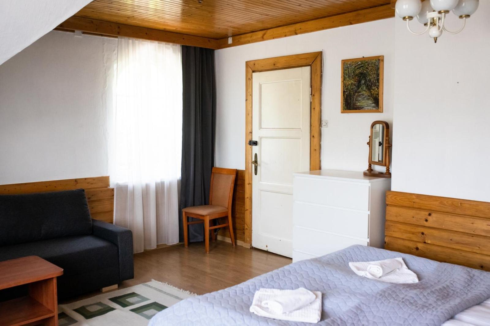 Large Double Room photo 3