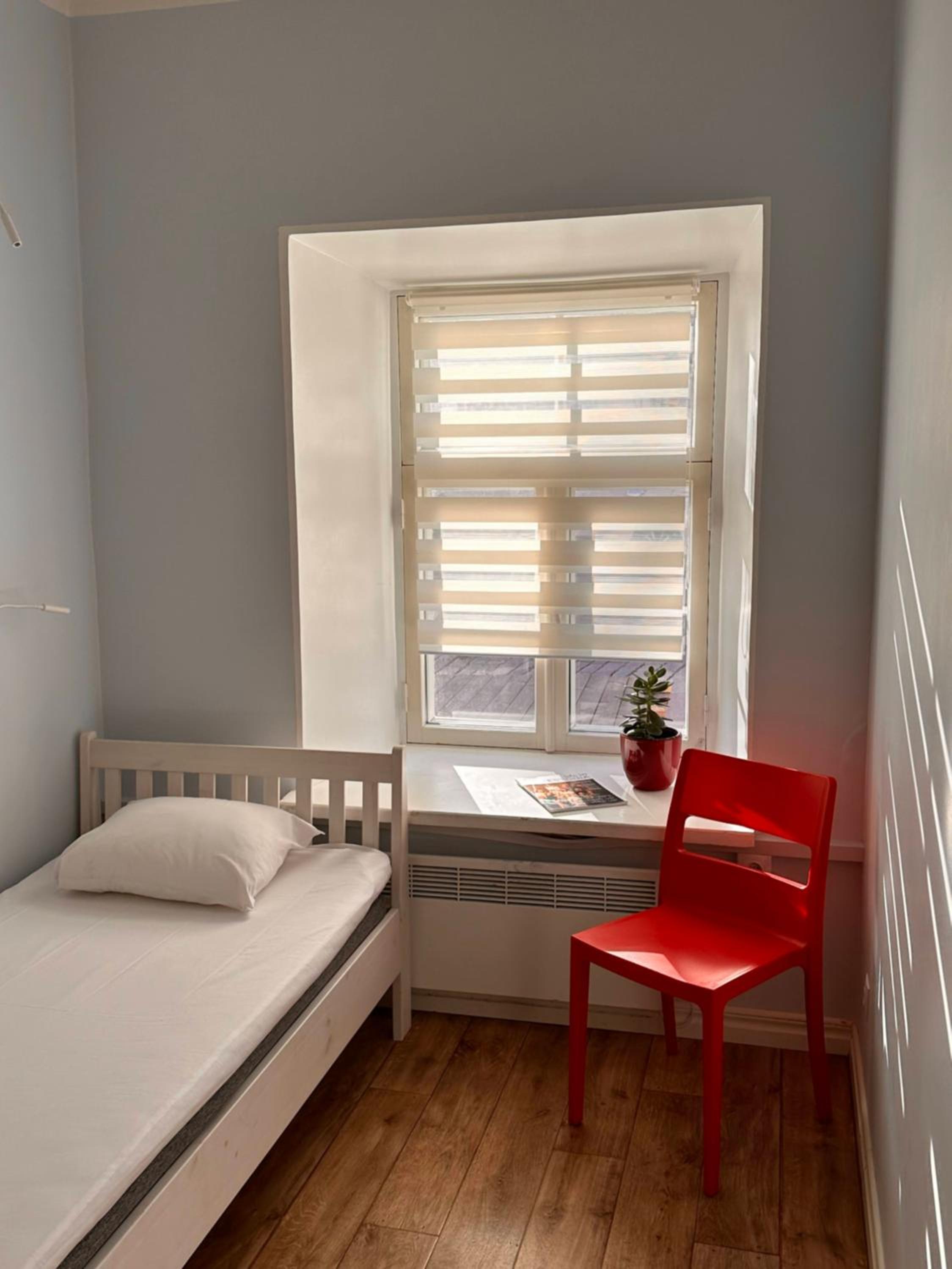 Single Room with Shared Bathroom
