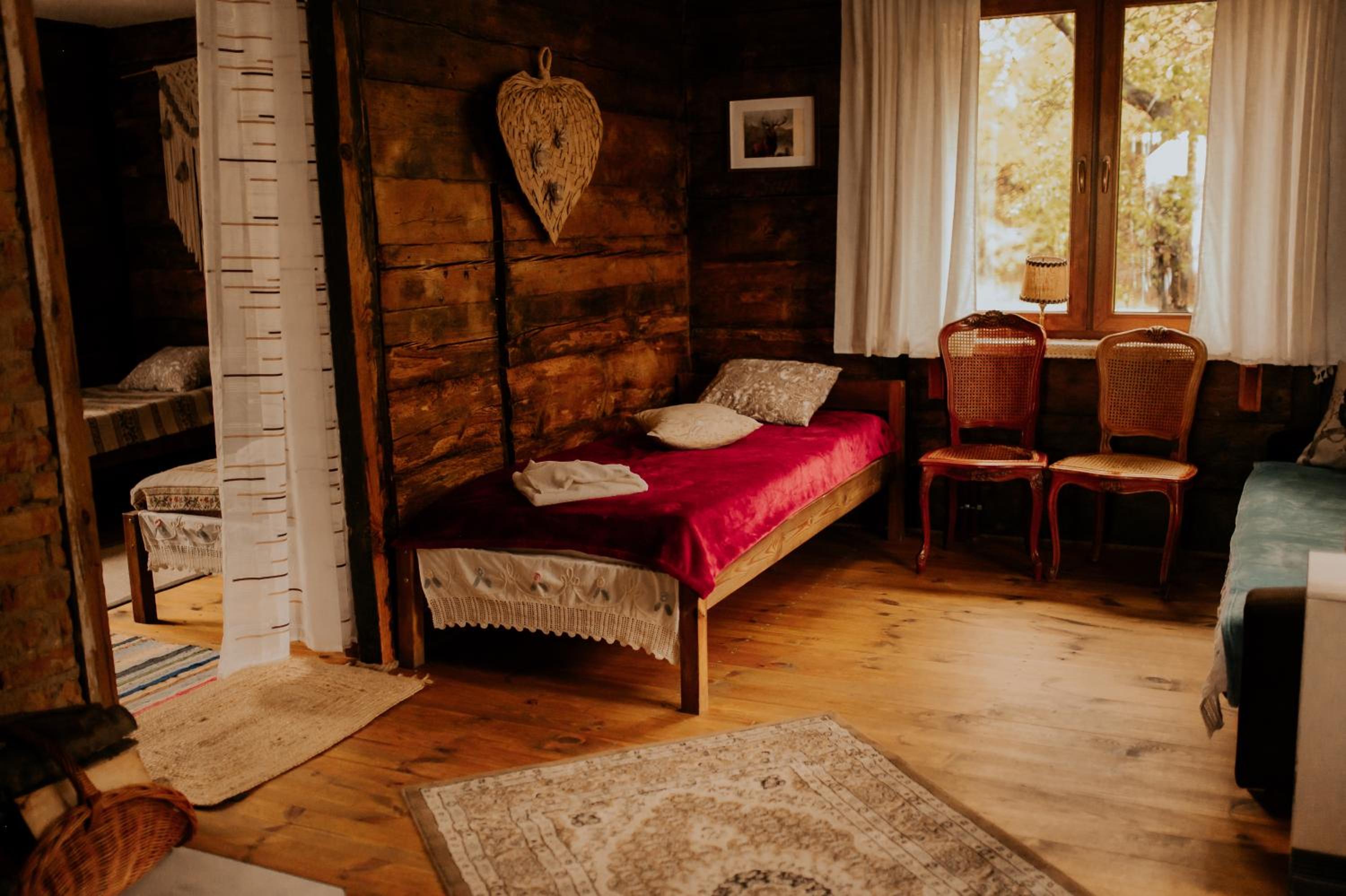 Three-Bedroom House - Photo 16