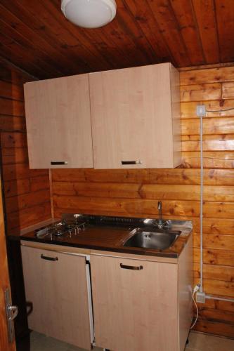 One-Bedroom Bungalow photo 1