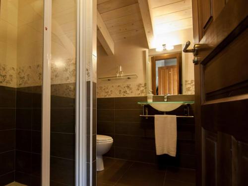 Quadruple Room with Private Bathroom