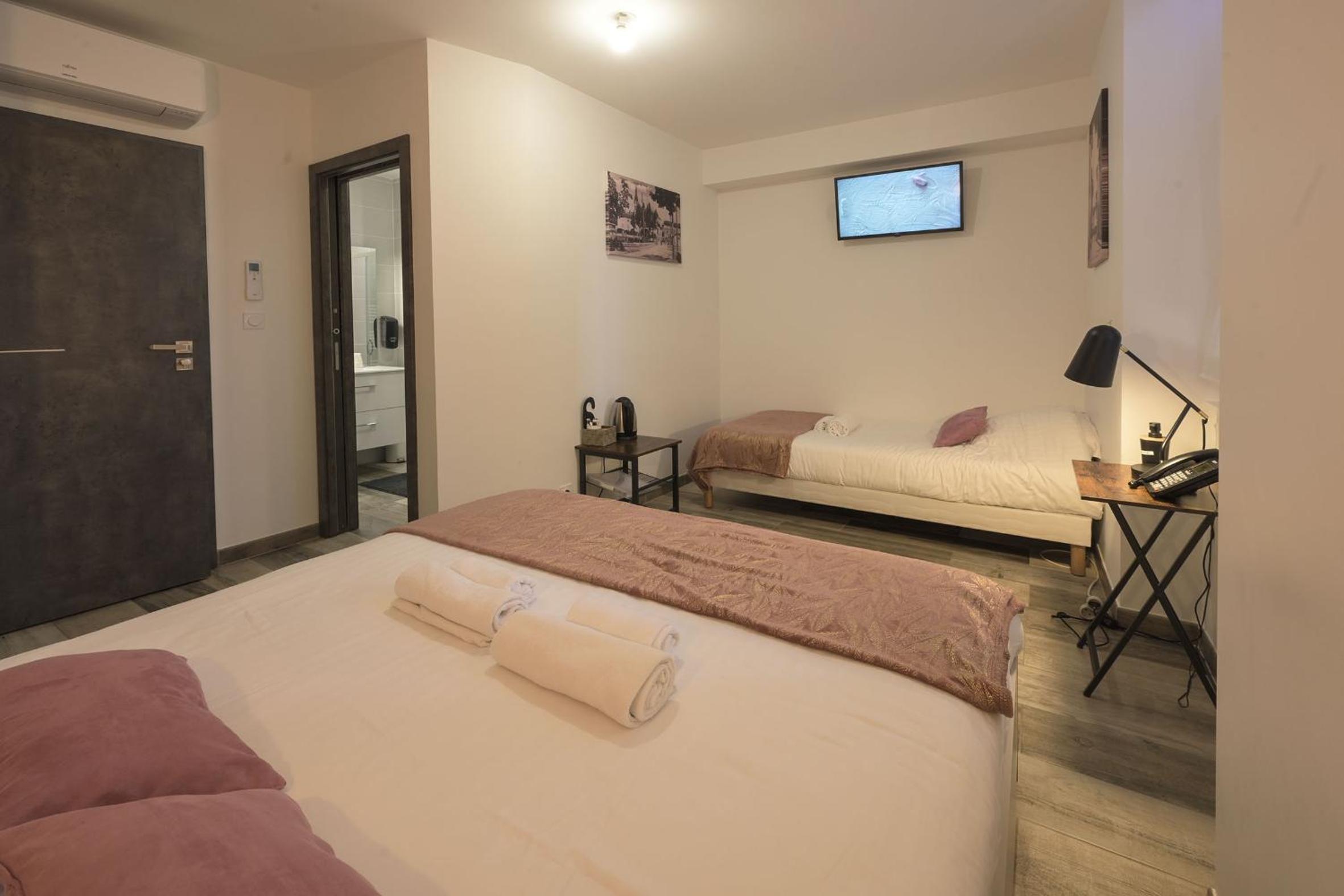 Triple Room - Photo 3