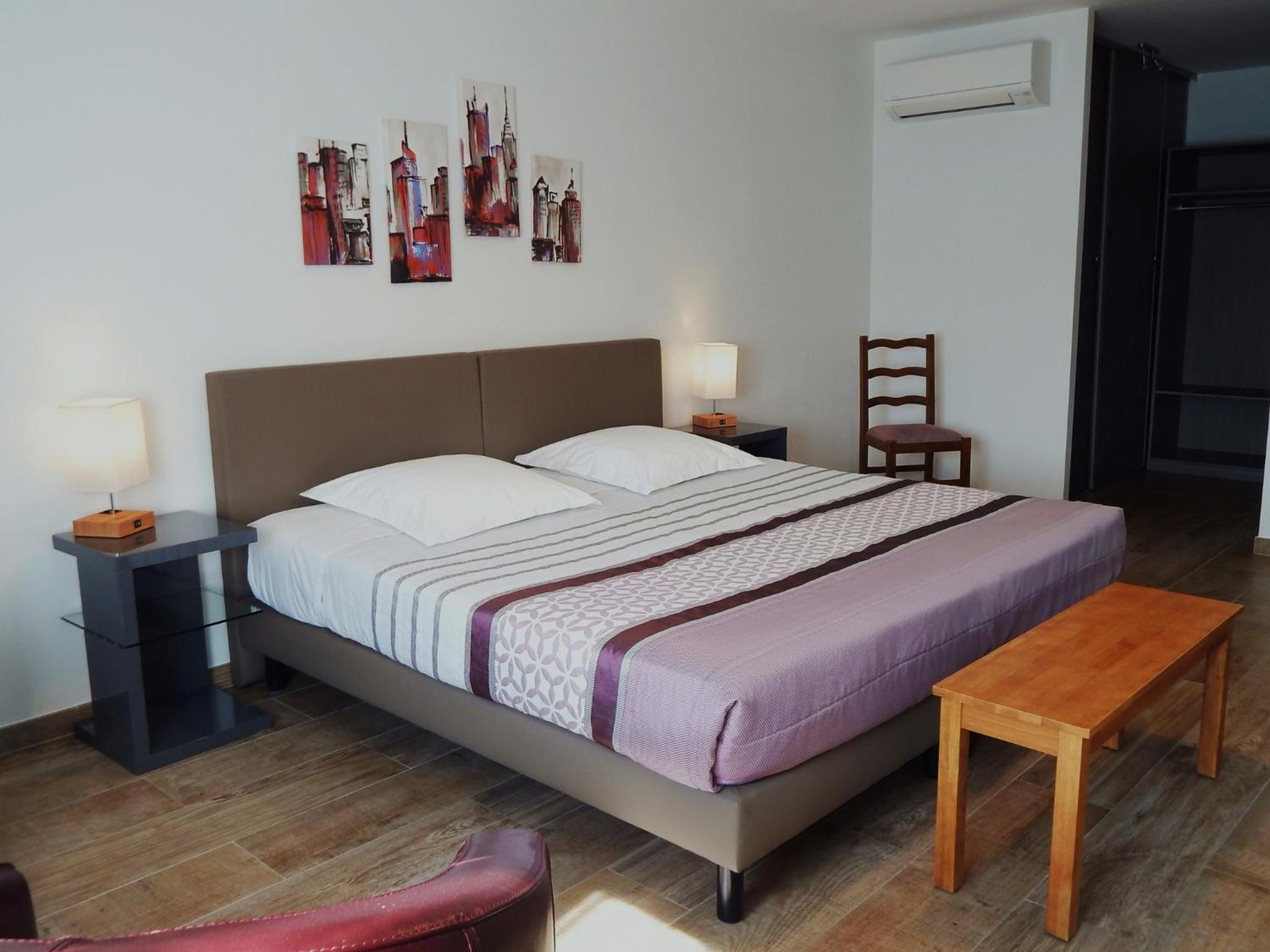 Double Room with Private Bathroom photo 2