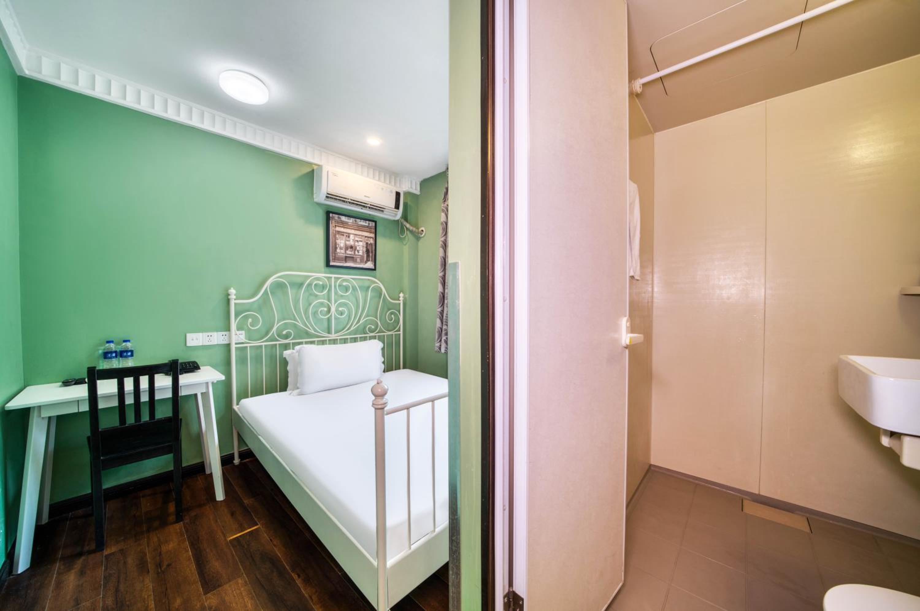 Single Room