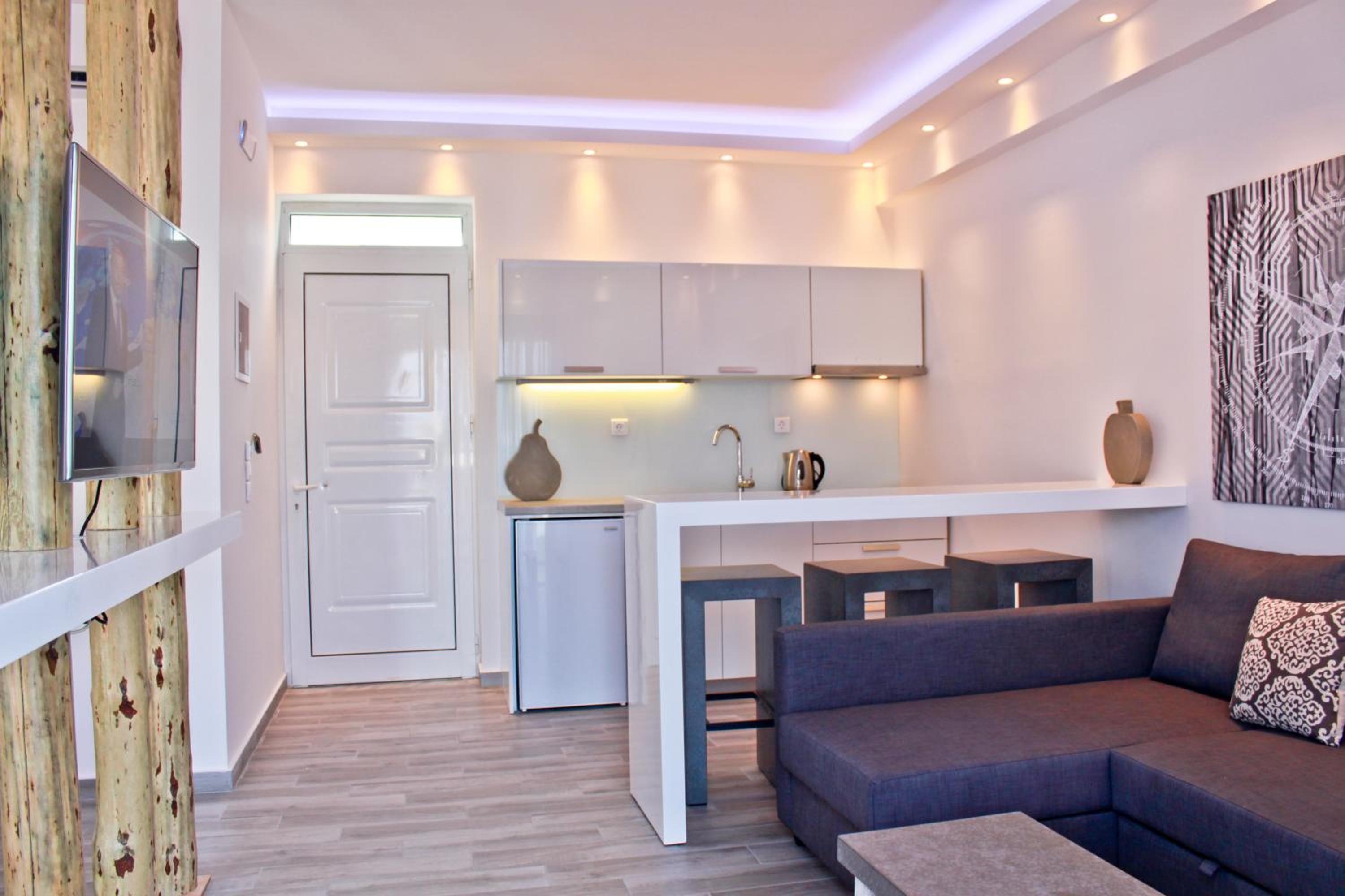 Junior Suite with Sea View - Photo 3