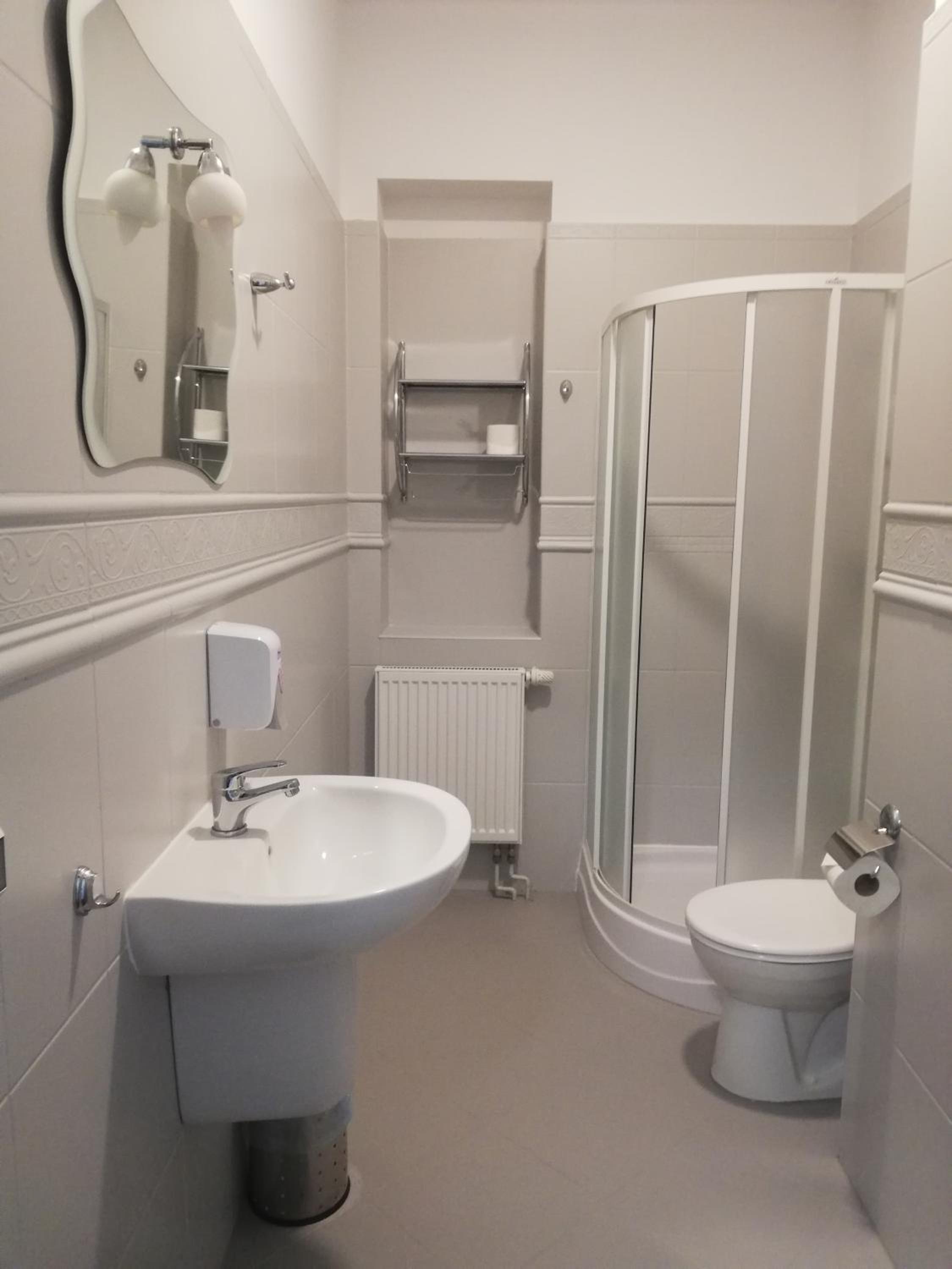 Double Room - Photo 2