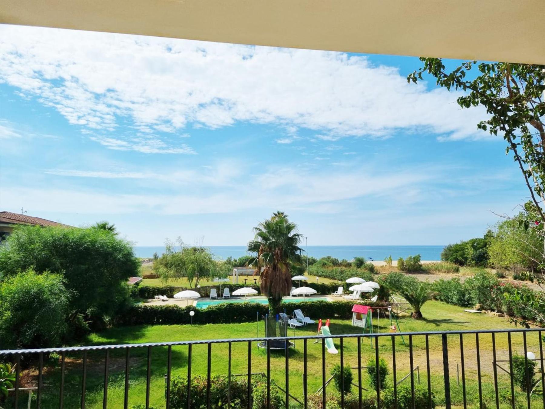 Apartment with Sea View photo 3