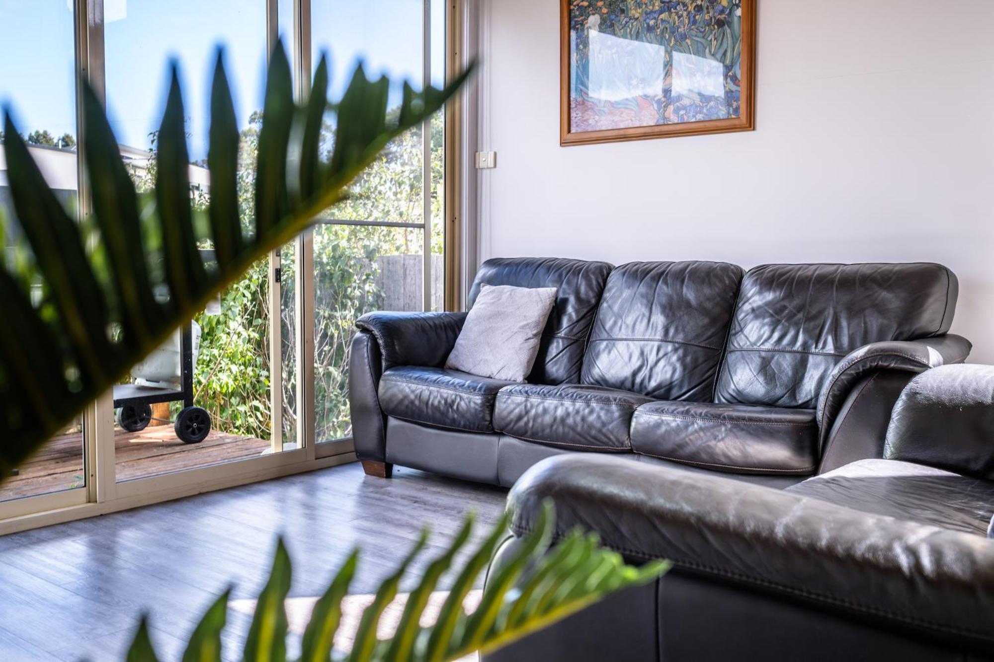 One-Bedroom House photo 1