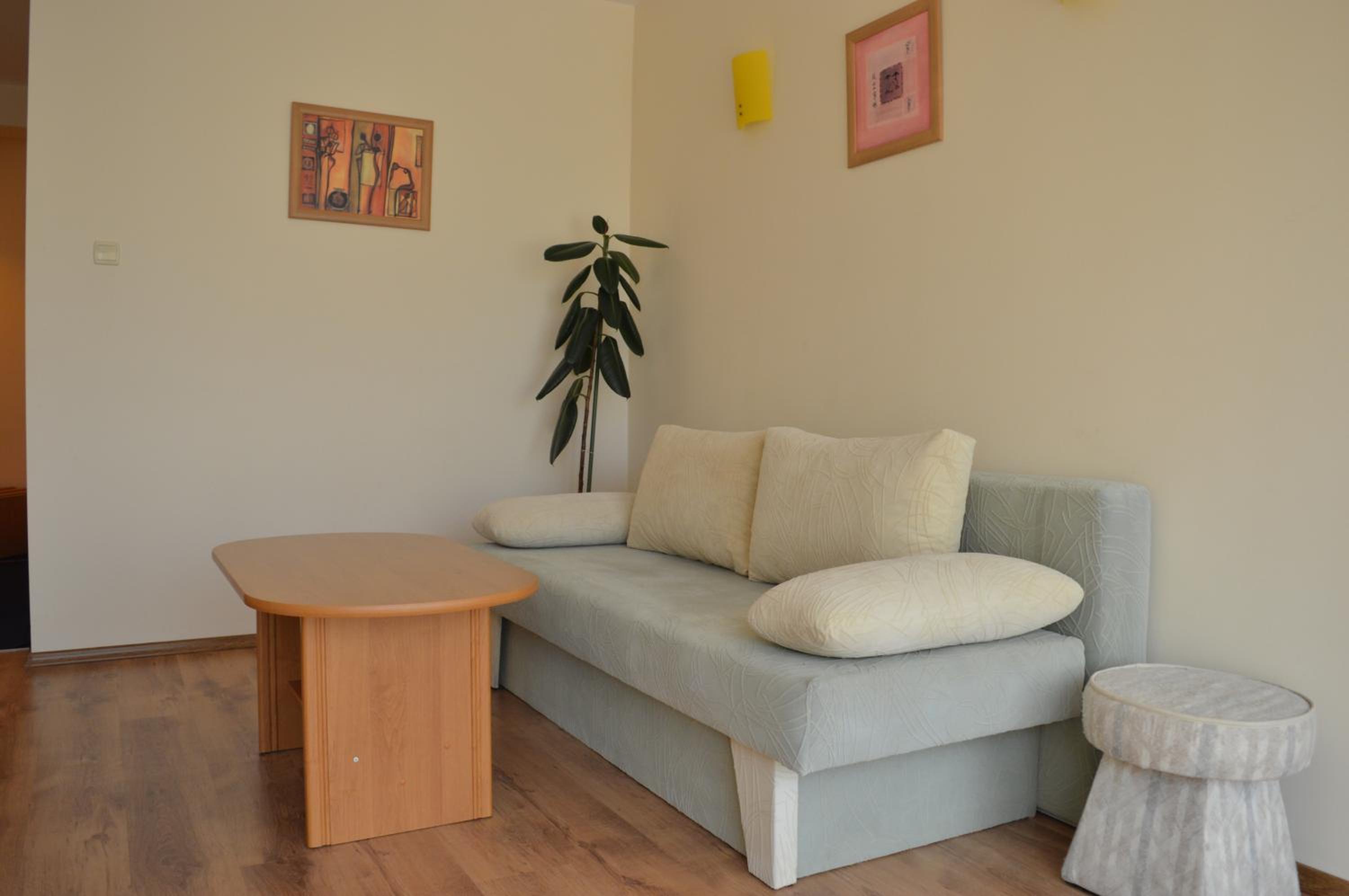 One-Bedroom Suite photo 2
