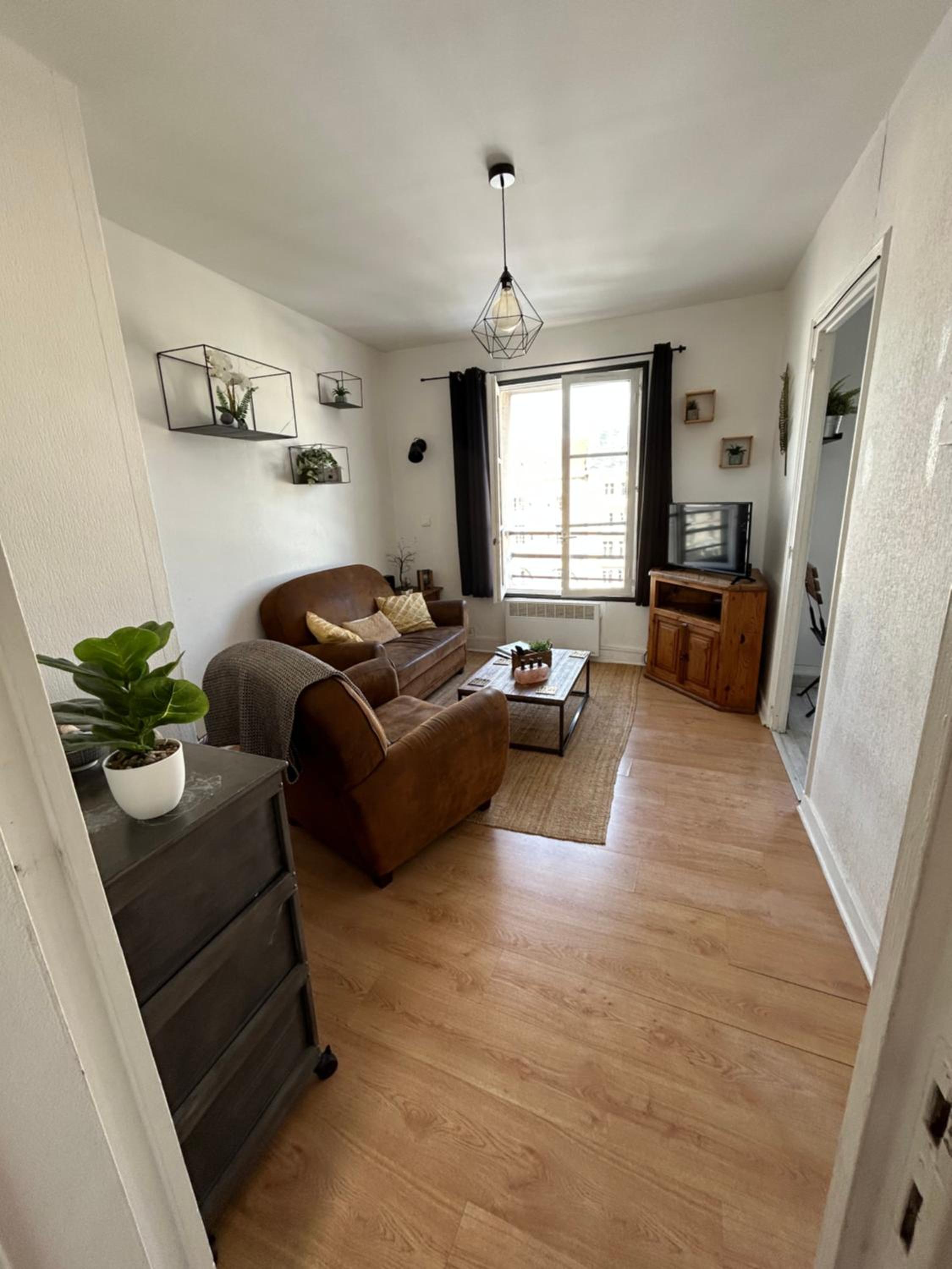 Apartment photo 1