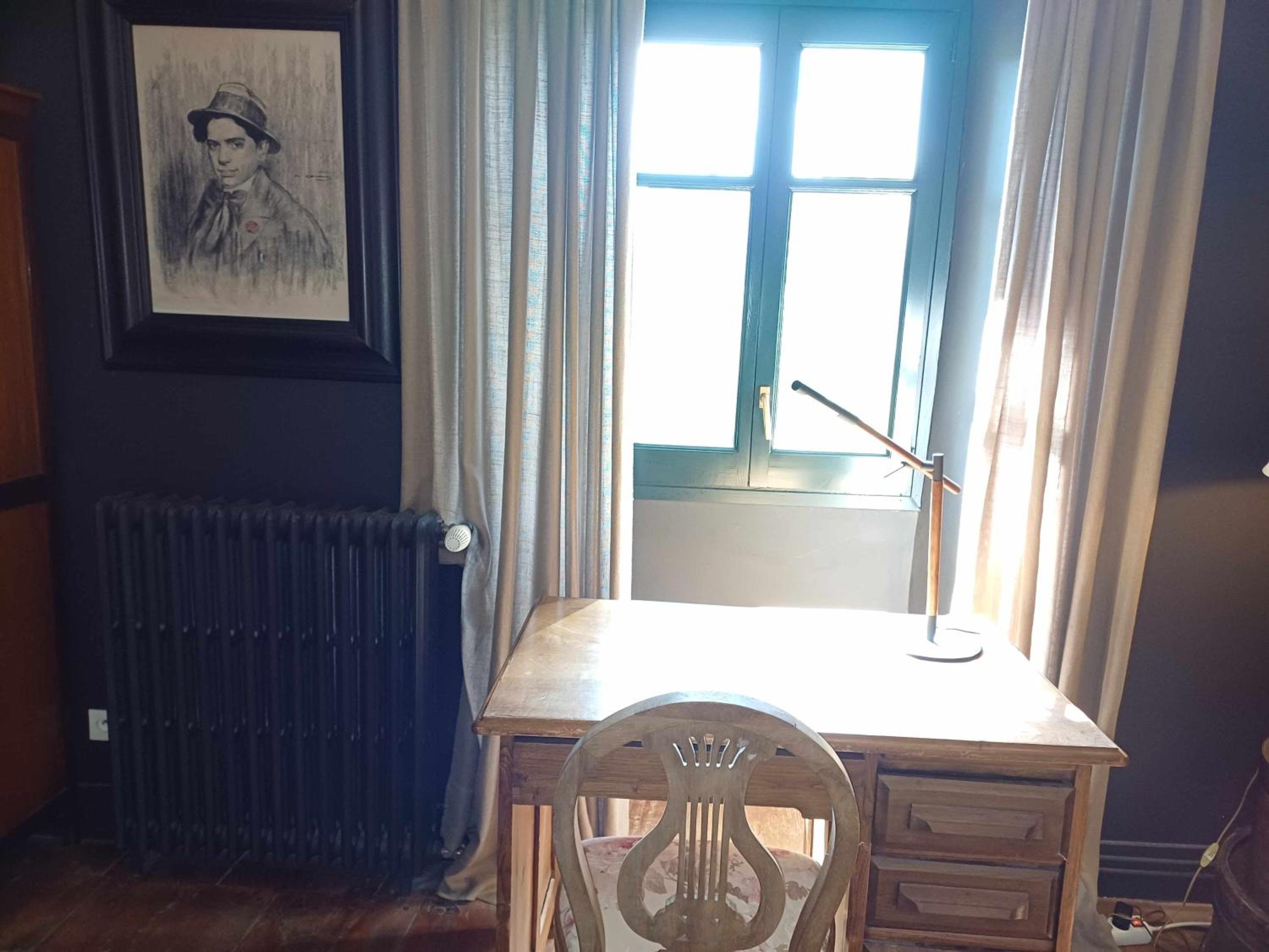 Deluxe Queen Room photo 2