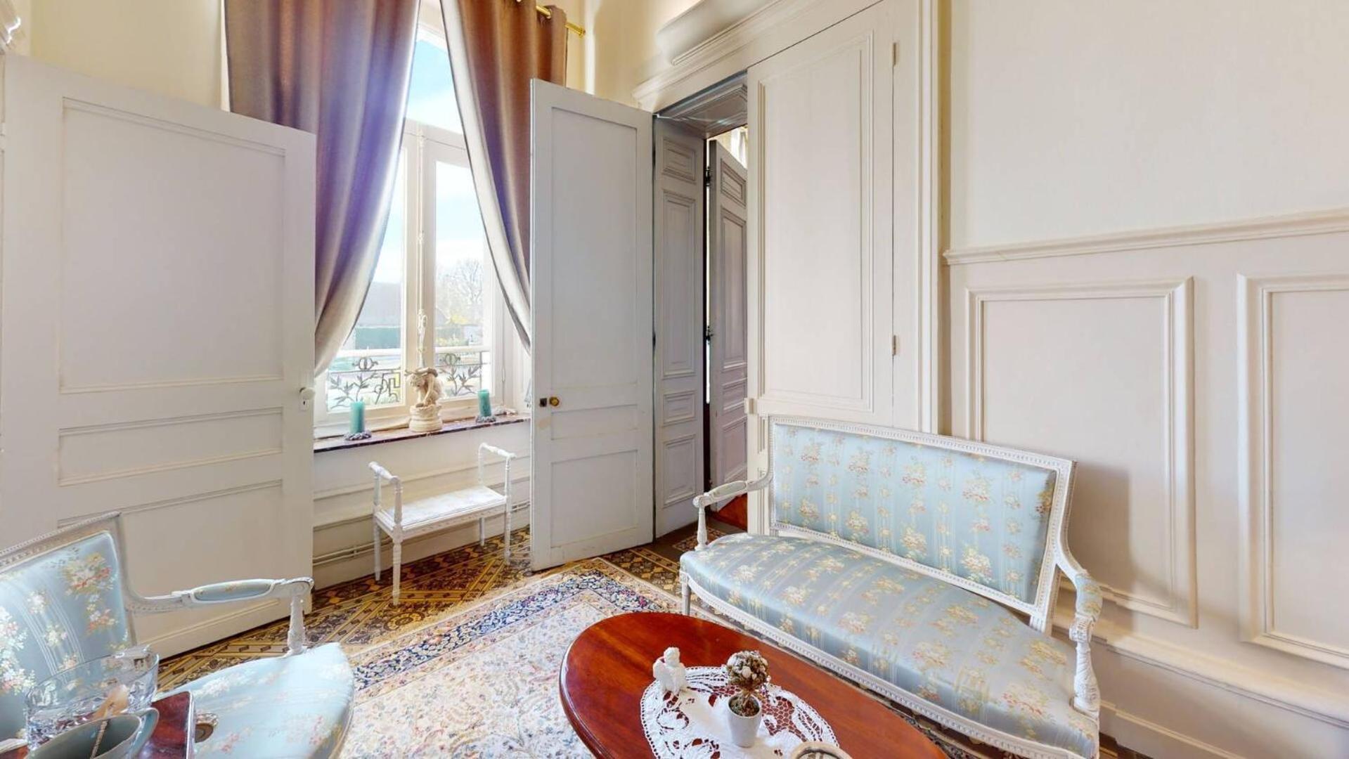 Suite (2 Adults) photo 2