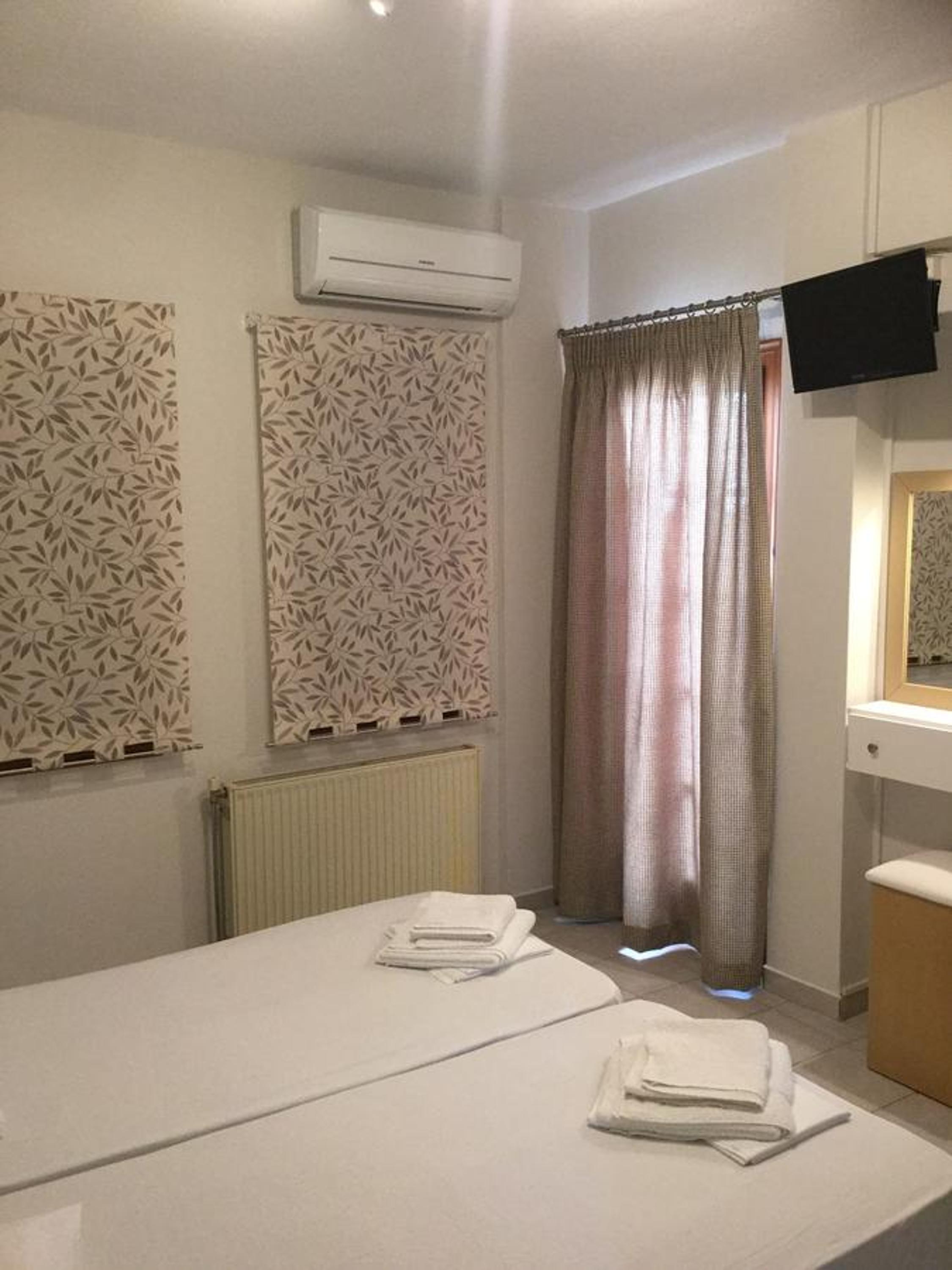 Double Room with Balcony photo 2