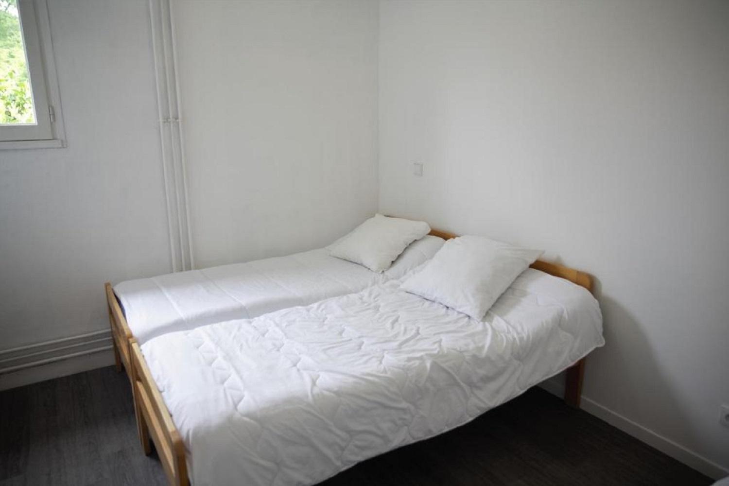 Mixed Dormitory Room photo 2