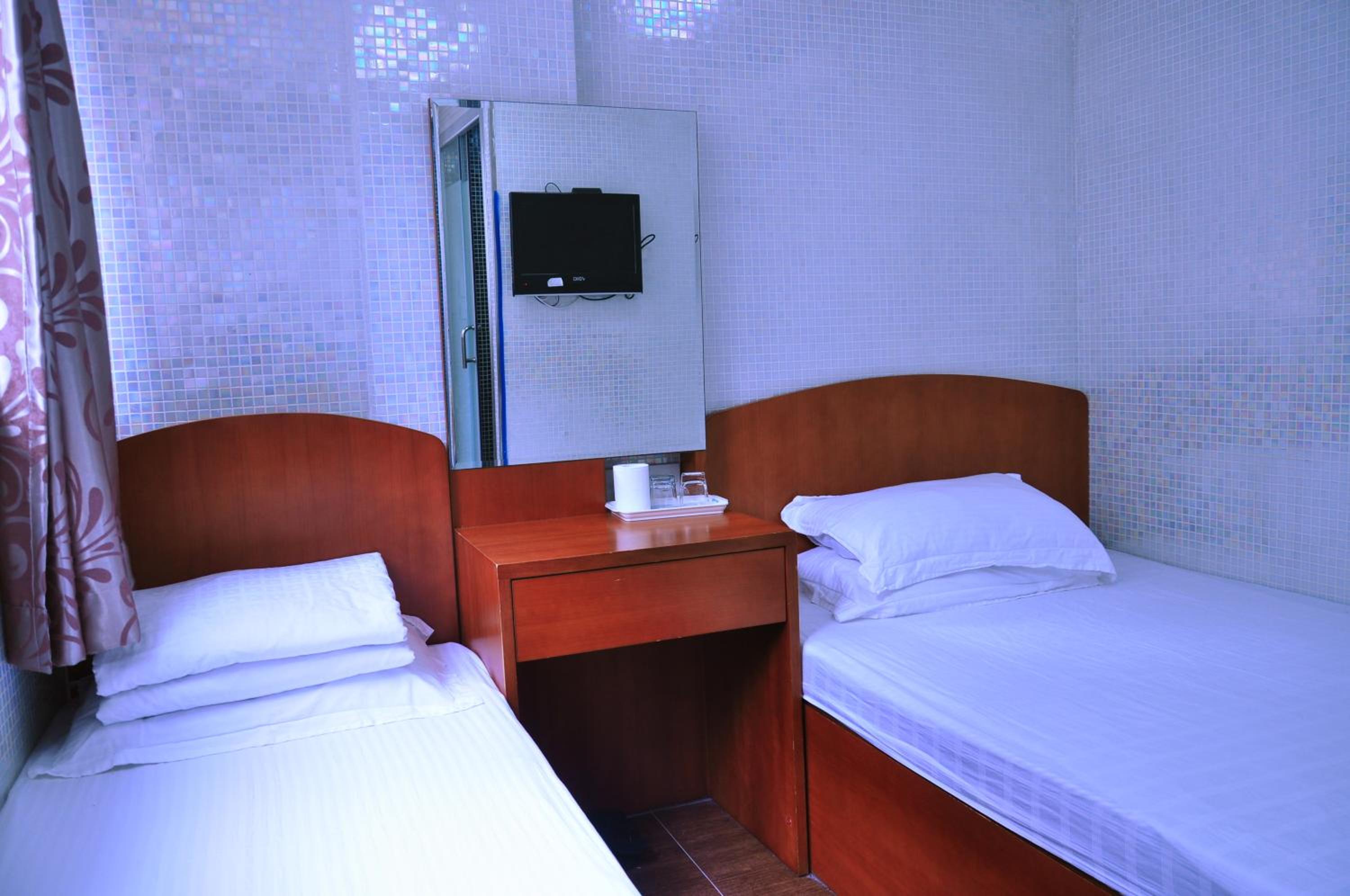 Triple Room with Bathroom