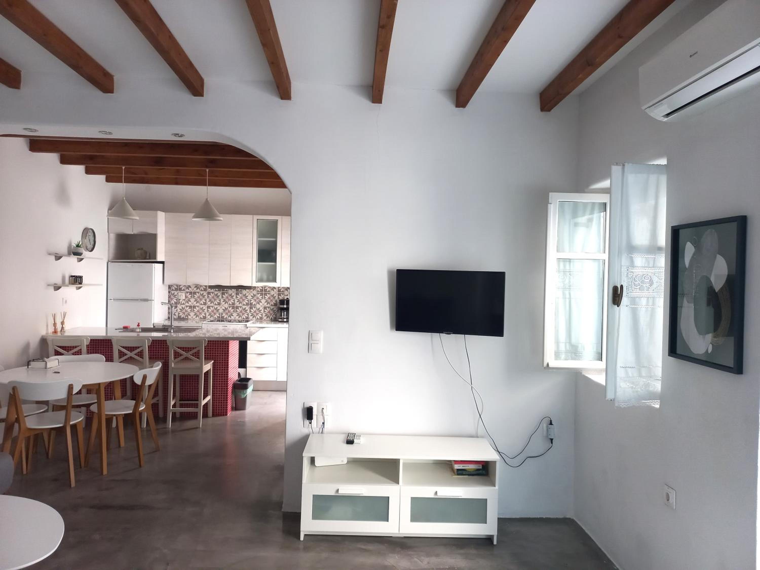 One-Bedroom Apartment - Photo 27