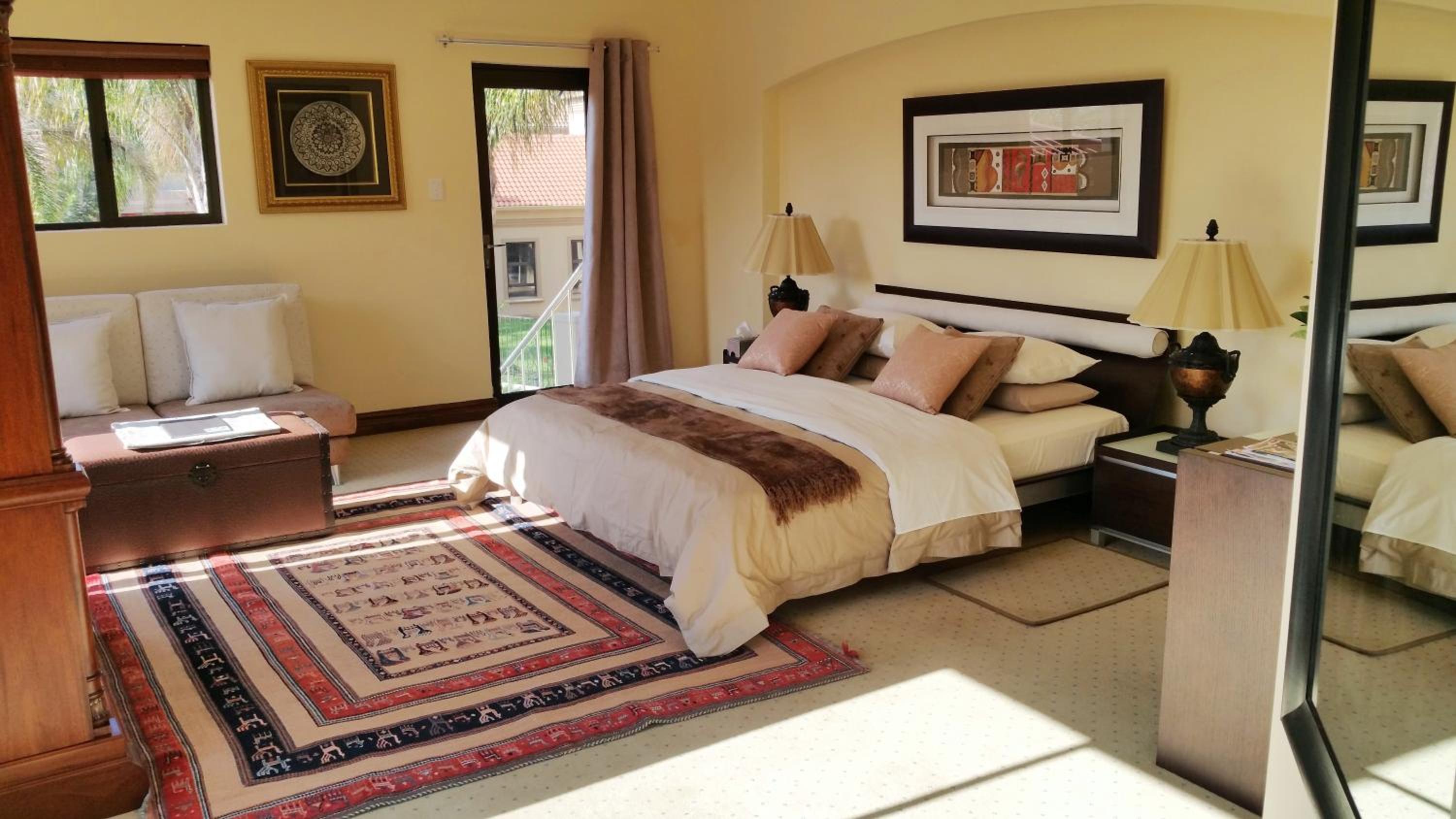 Deluxe King Suite with Garden View