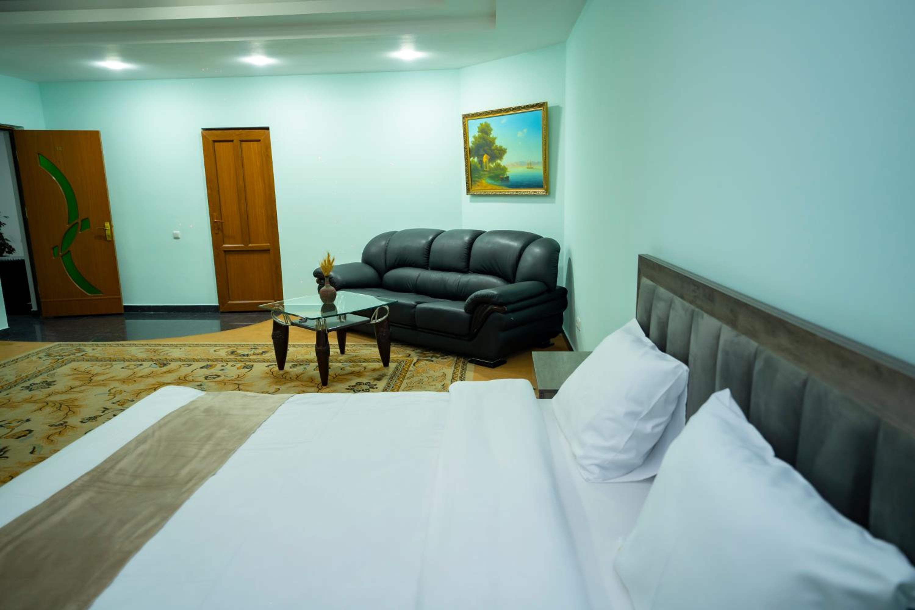 Luxury Triple Room